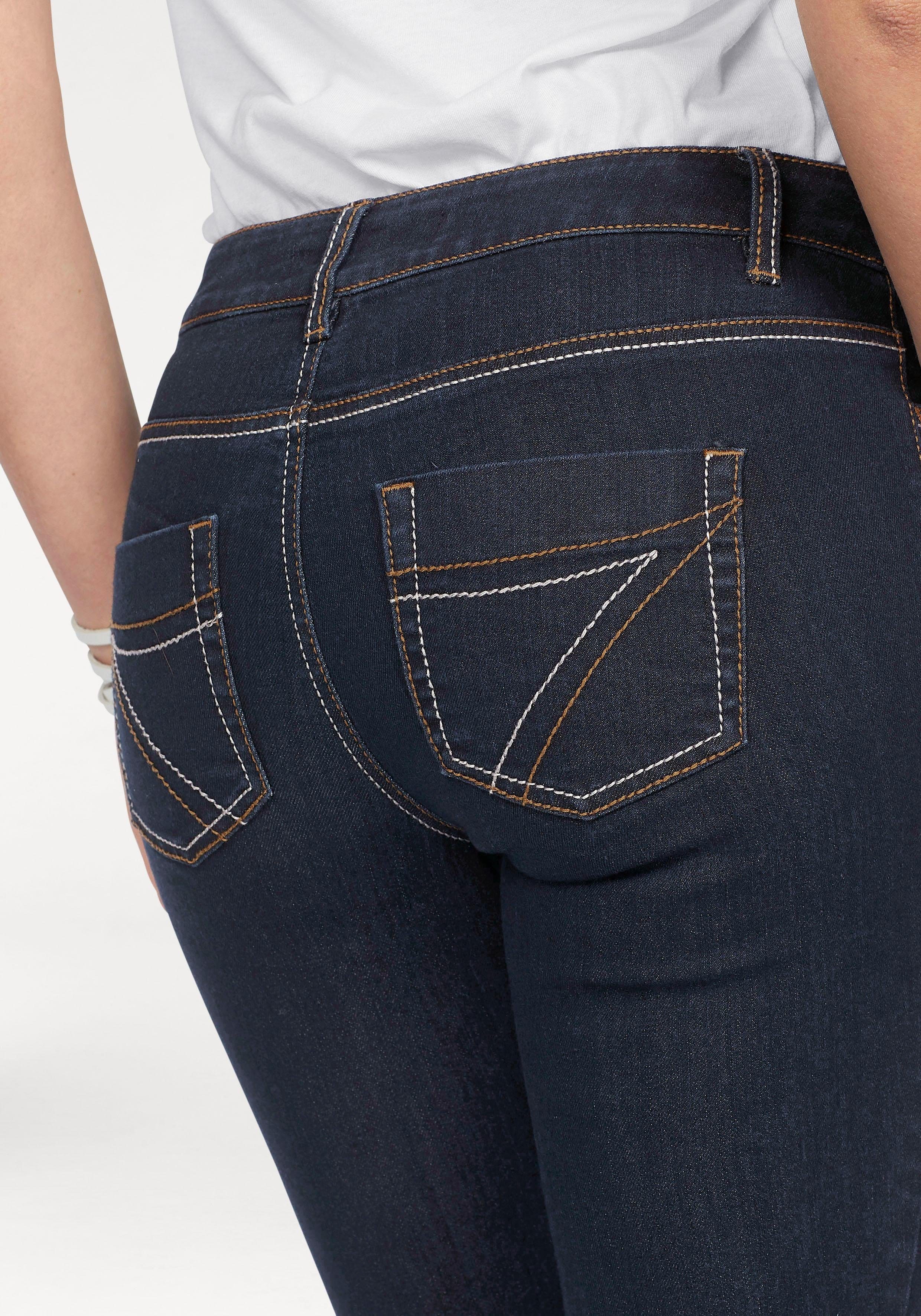 Arizona Bootcut jeans Met contrasterende stiksels normale taille, bootcut, 5-pocket-stijl, donkere wassing