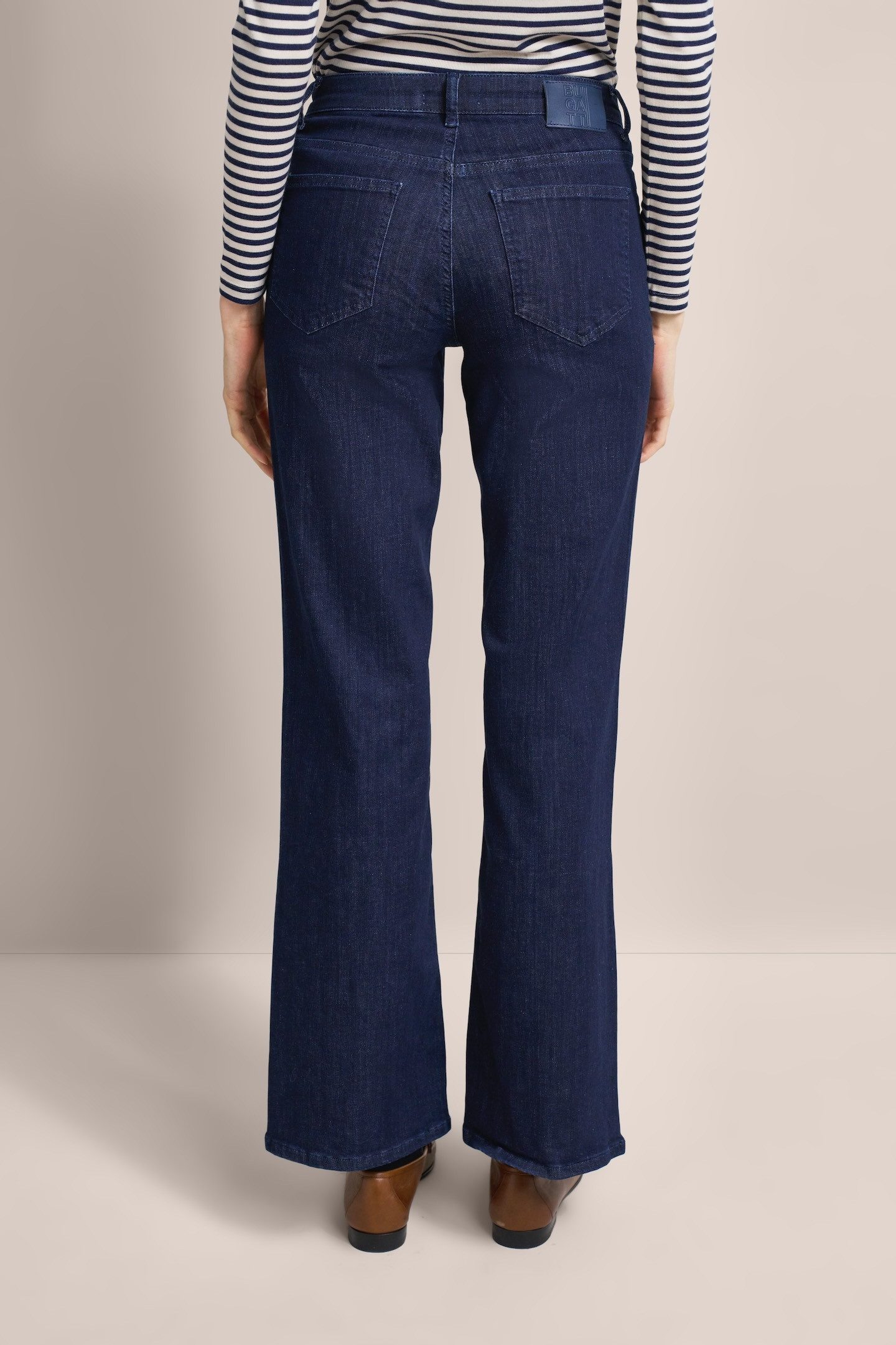 Bugatti 5-pocket jeans met persplooien