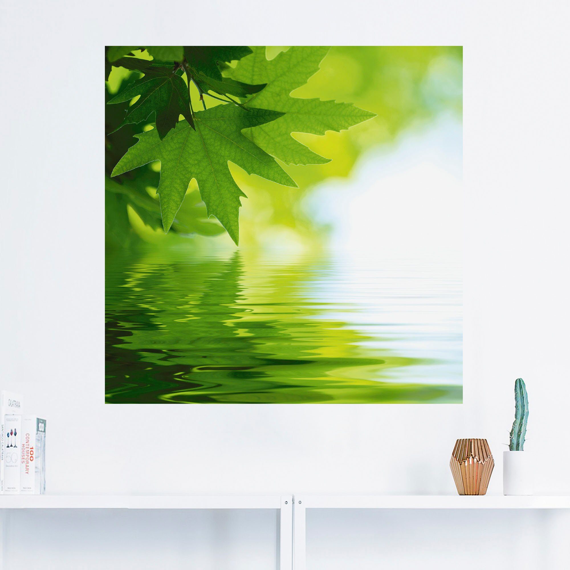 Artland Artprint Groene blaadjes reflecteren in het water als artprint op linnen, poster, muursticker in verschillende maten