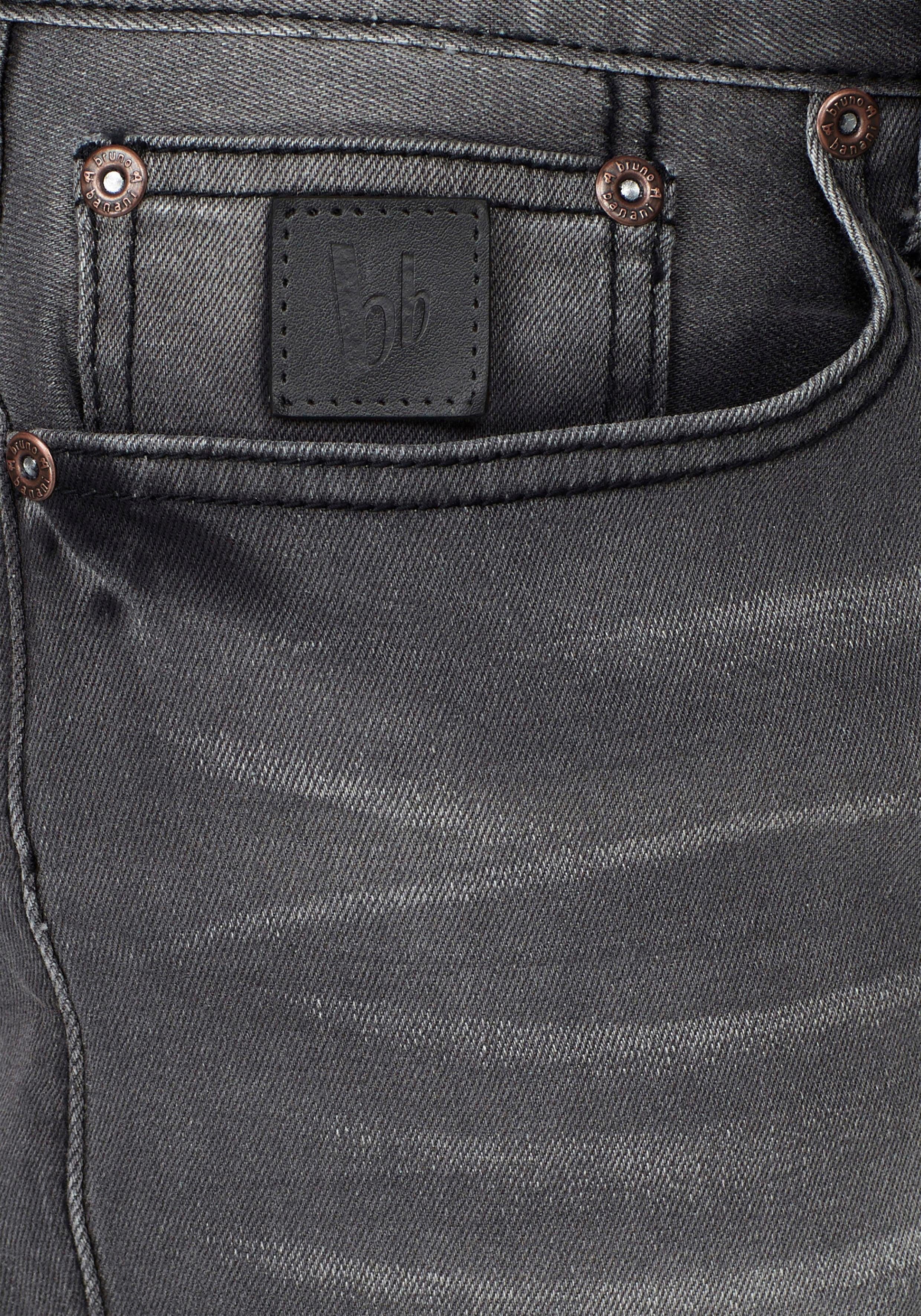 Bruno Banani Straight jeans Hutch rechte broekspijpen, gedeeltelijk met modieuze destroyed-effecten,
