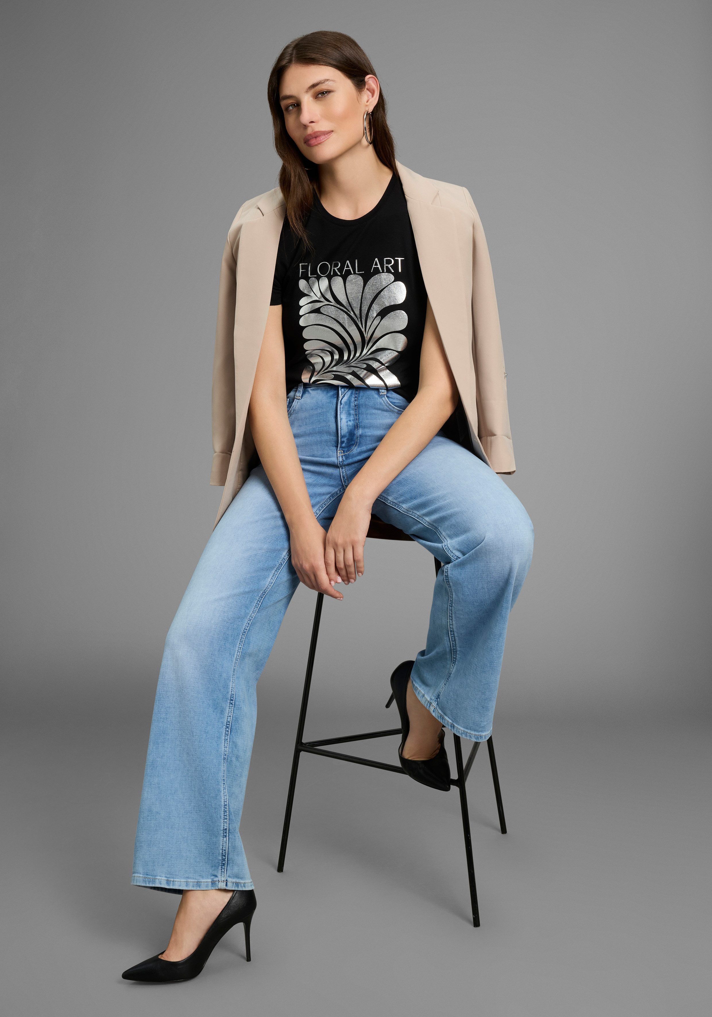 Laura Scott T-shirt met folieprint - nieuwe collectie