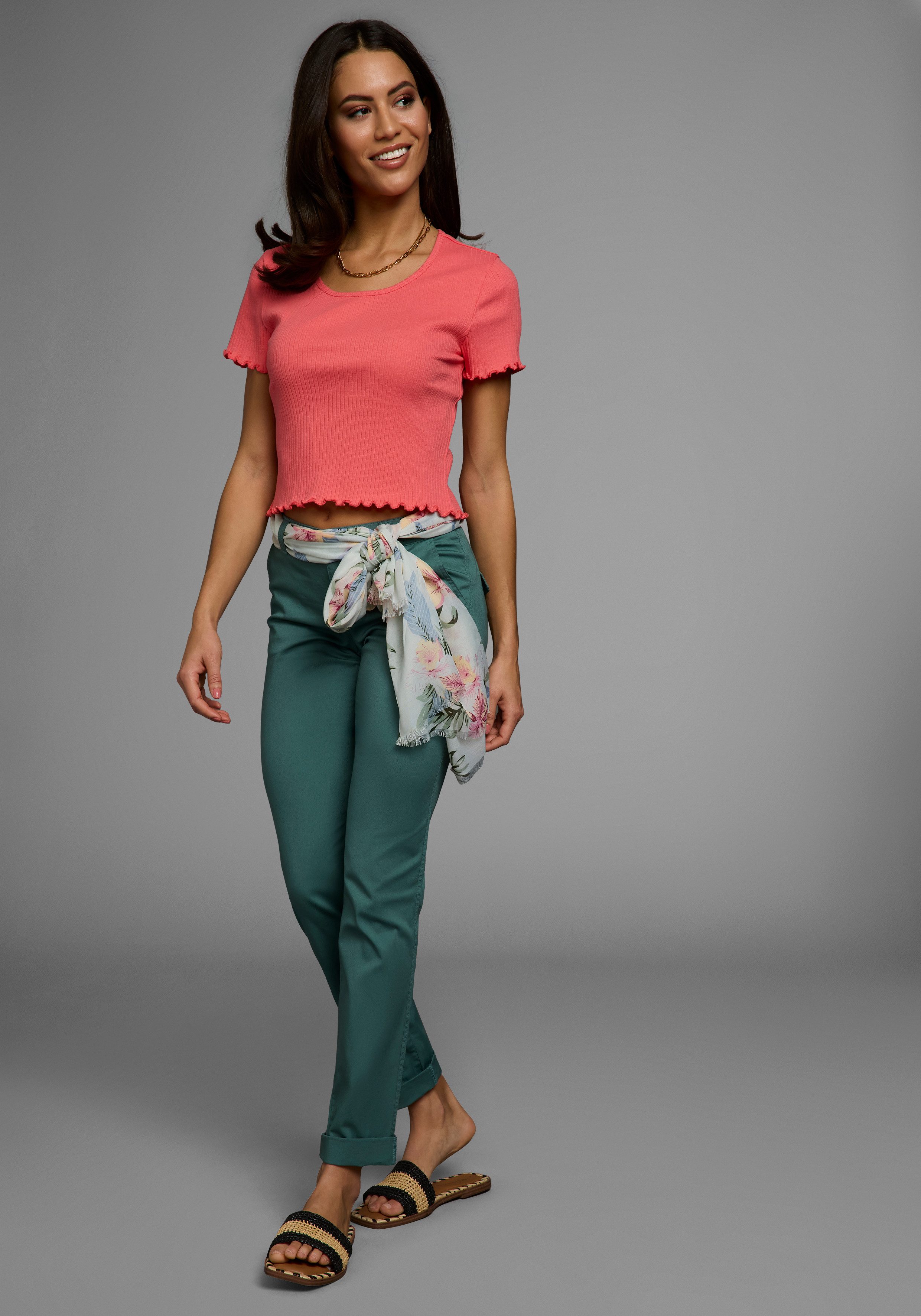 Laura Scott Shirt met korte mouwen met golvende zoom