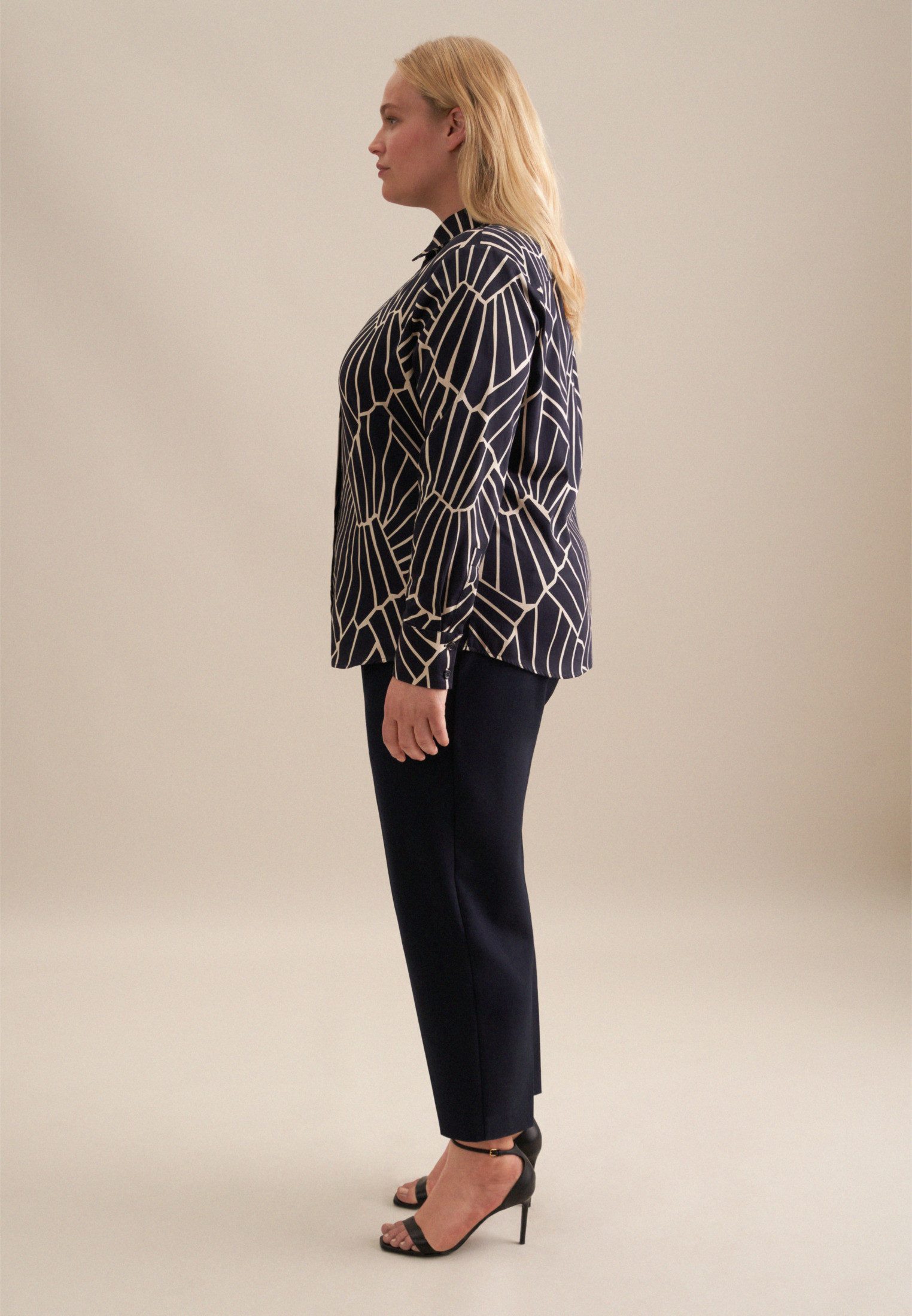 seidensticker Overhemdblouse Zwarte roos Lange mouwen kraag print