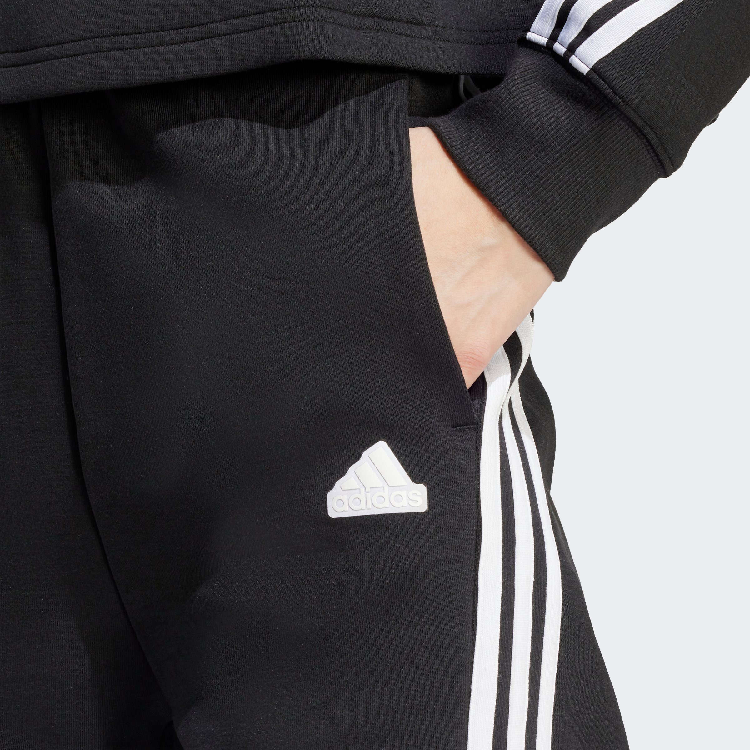 adidas Sportswear Short W FI 3S SHORT (1-delig)