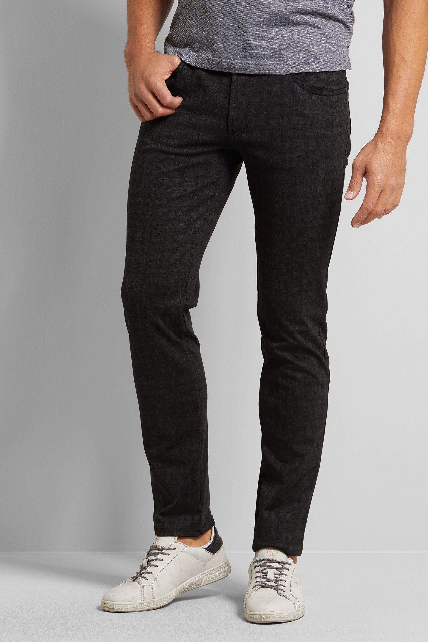 Bugatti 5-pocket jeans met power stretch makkelijk gevonden