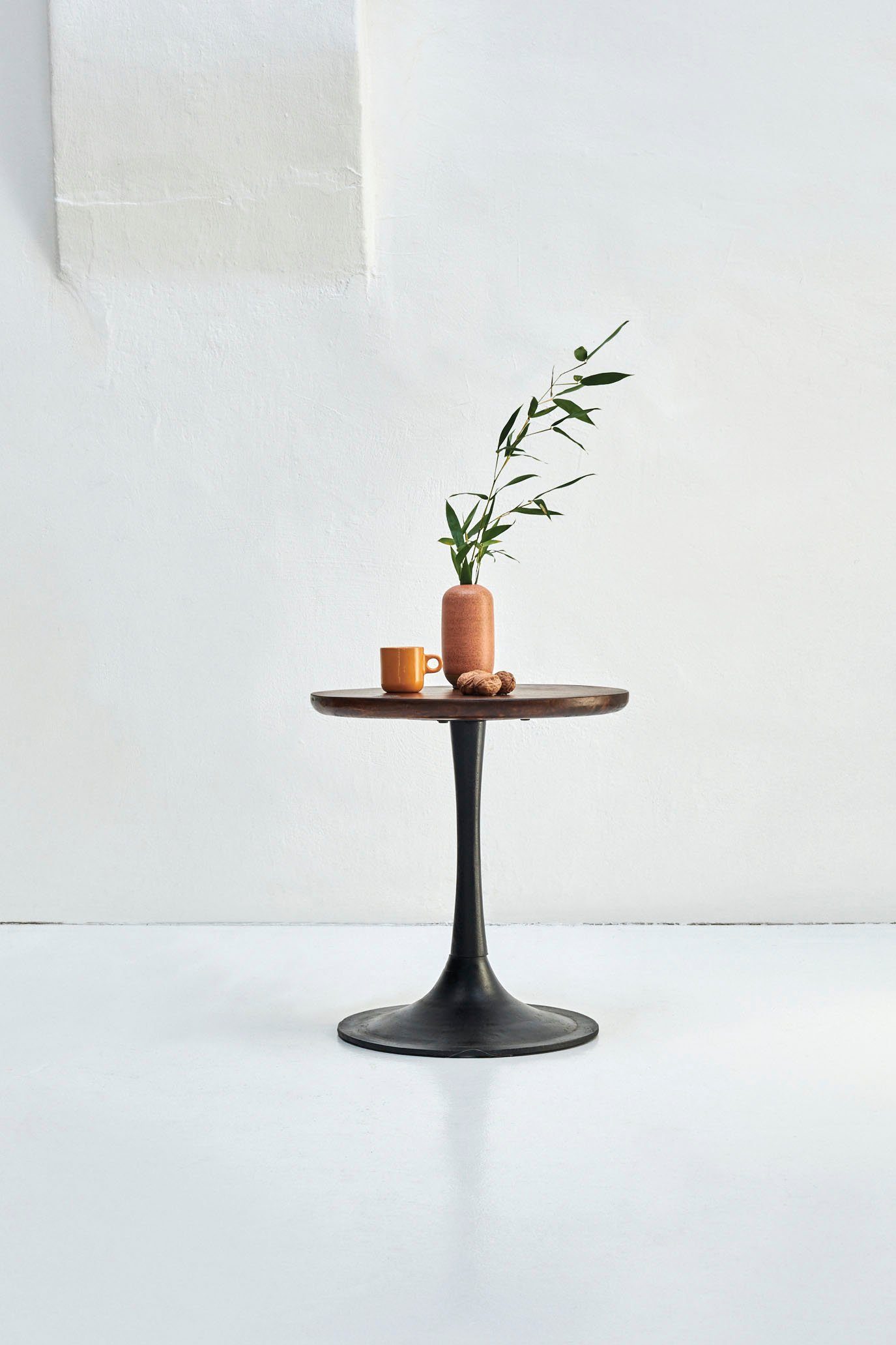 TOM TAILOR HOME Bijzettafel T-MODERN COUCH TABLE SMALL met ingebouwde tom tailor-knop
