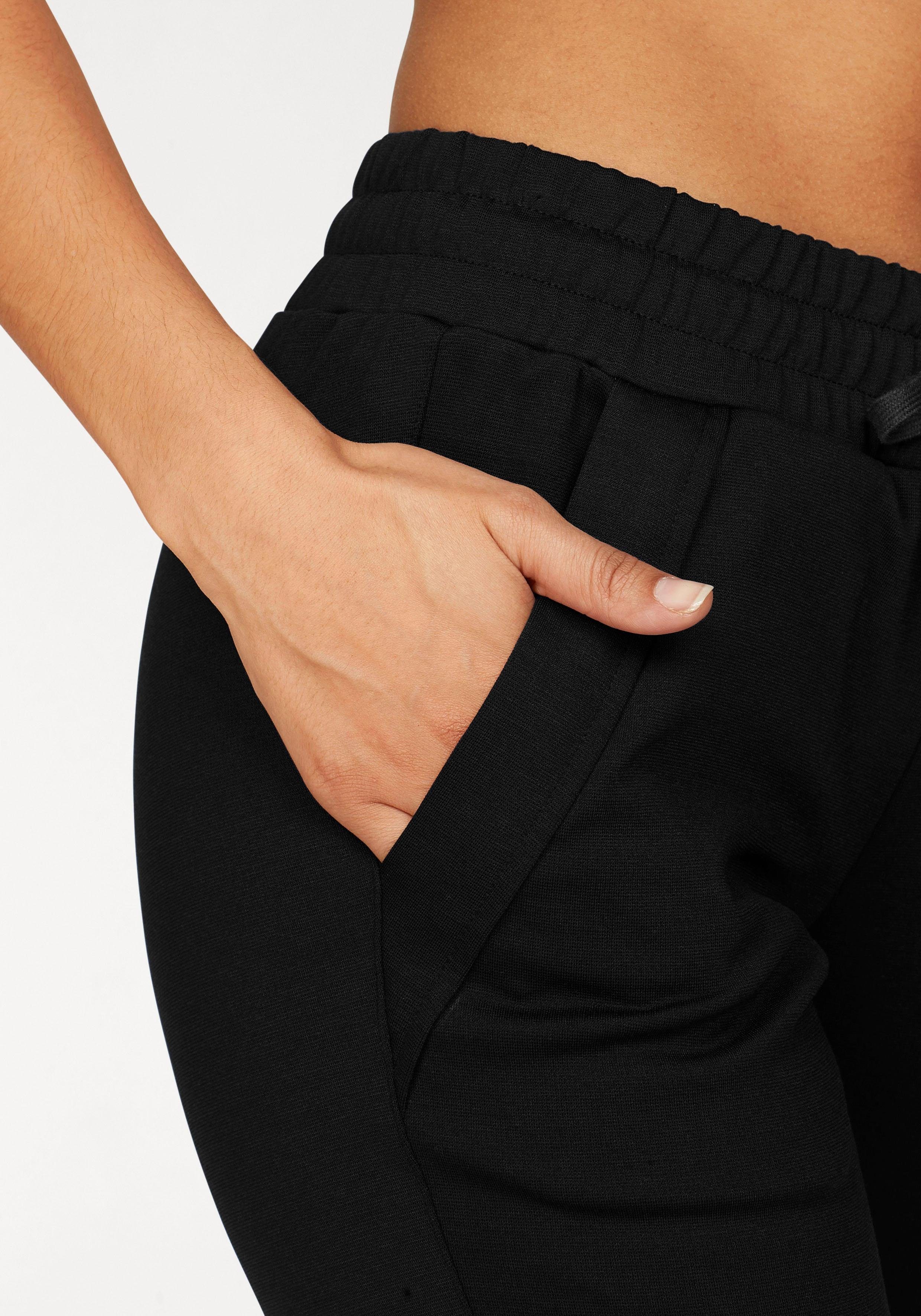 Bench. Loungewear Relaxbroek met smalle pijpen en rits aan de zoom, loungewear, loungepak
