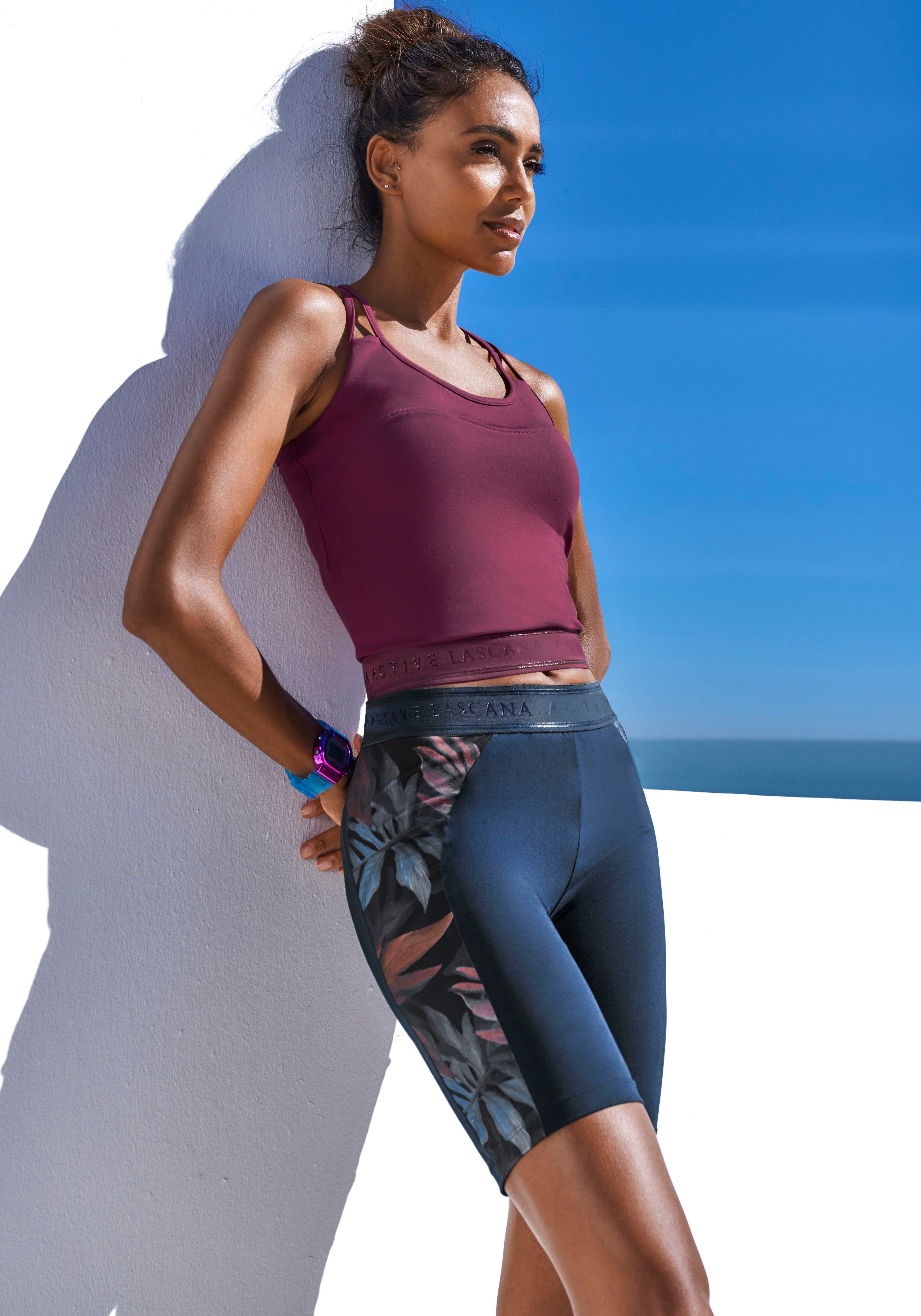 active by Lascana Short met florale inzetten