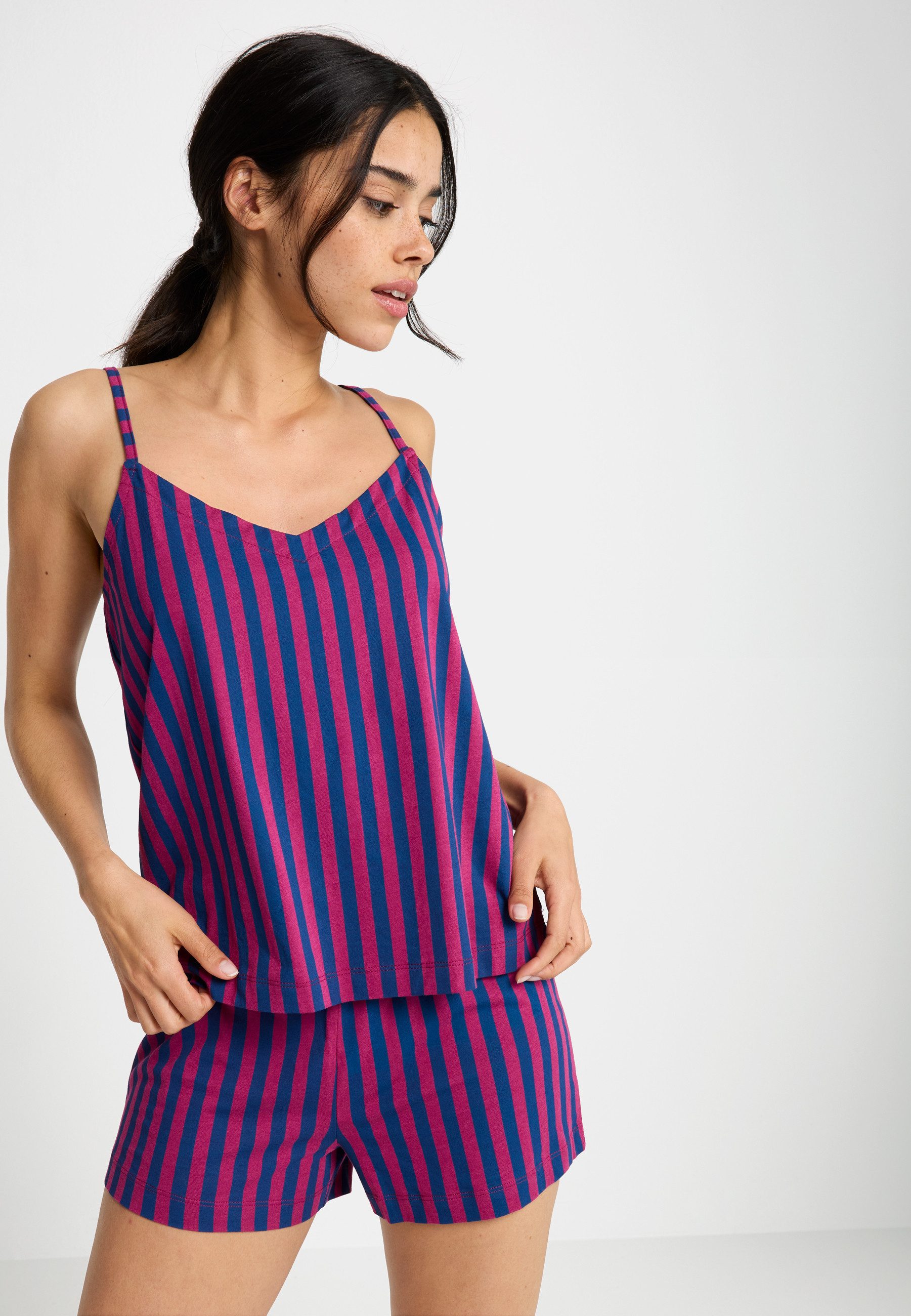 LSCN by LASCANA Shortama met mooi bloemen- of strepenpatroon (2-delig)