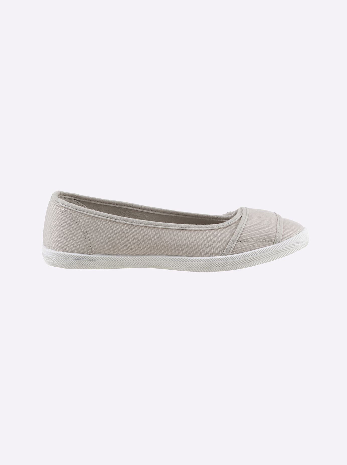Casual Looks Ballerina's