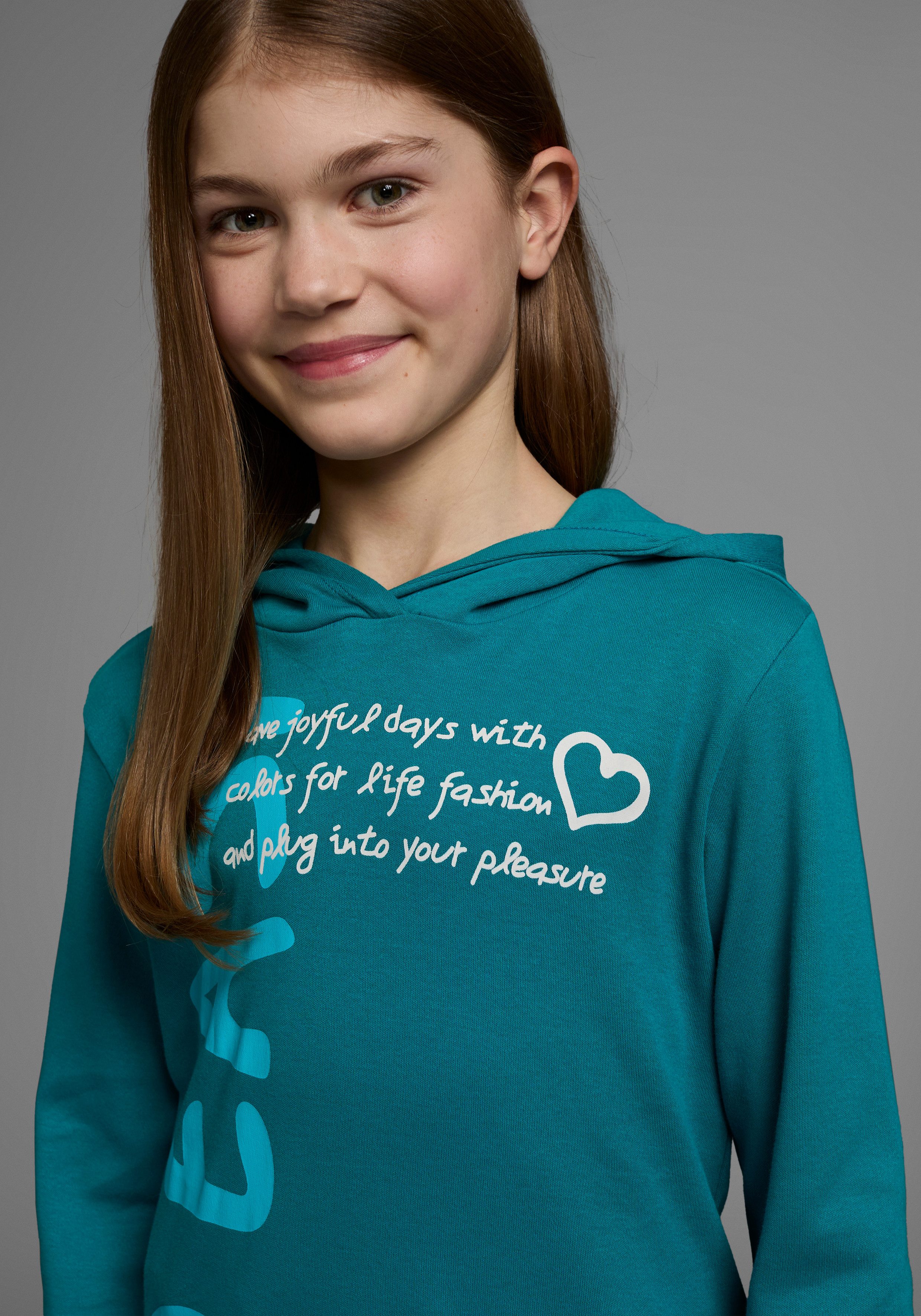 KIDSWORLD Capuchonshirt SO EASY - Print Lange mouwen, basic pasvorm, met modieuze prints