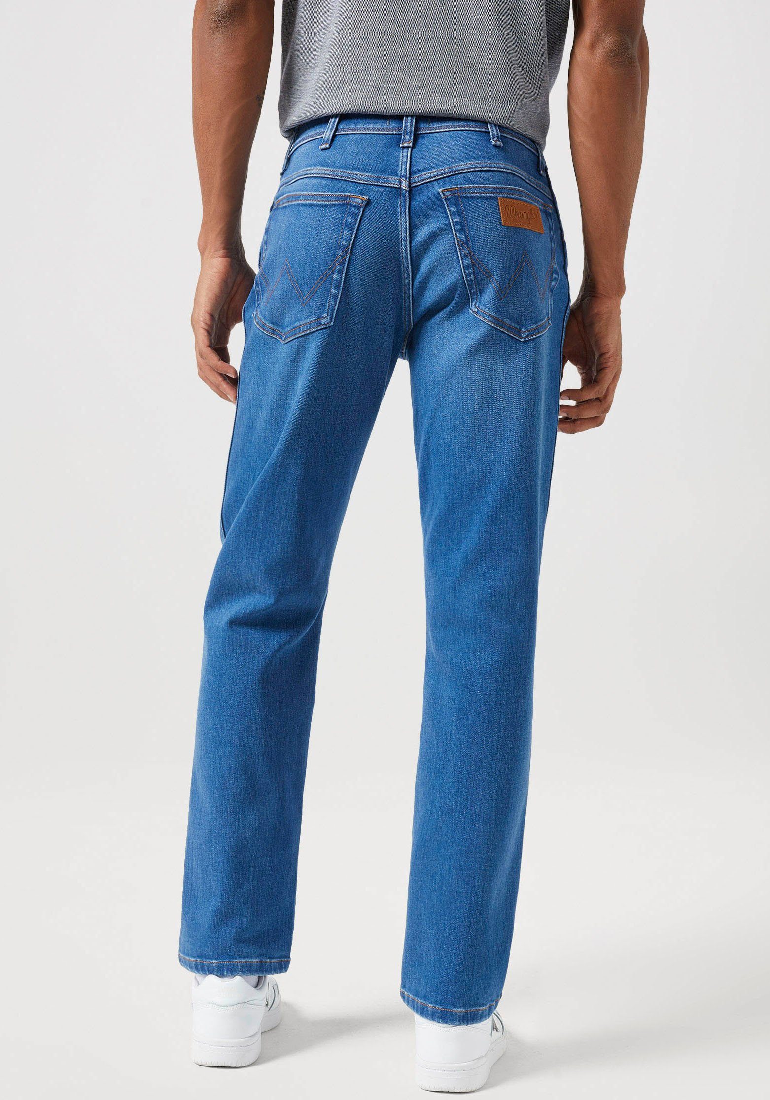 Wrangler Straight jeans TEXAS FREE TO STRETCH Vrij om te rekken materiaal