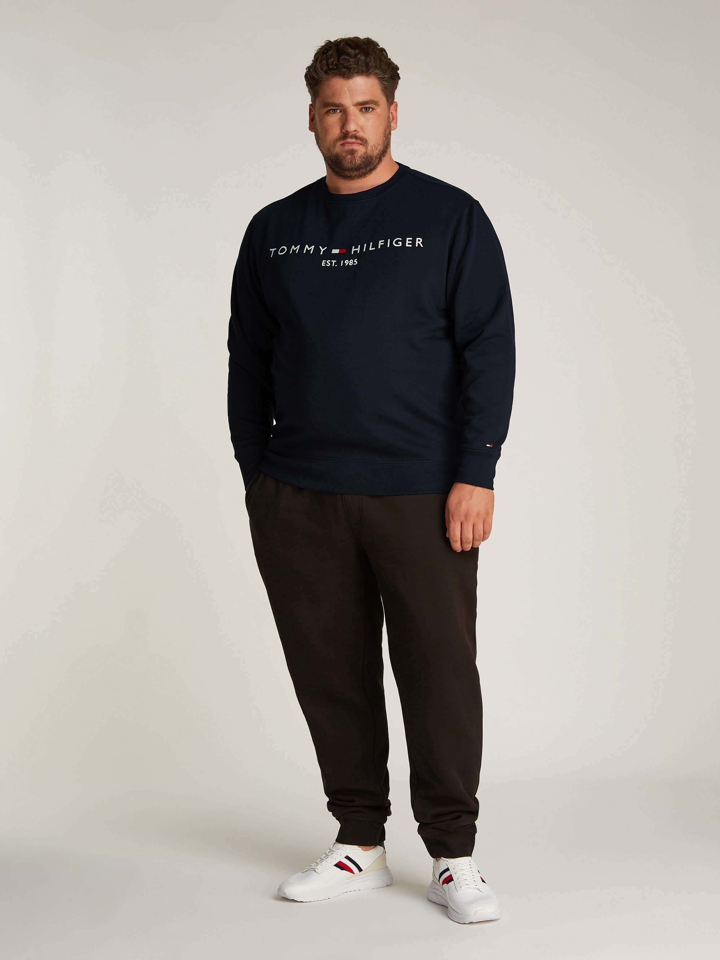 Tommy Hilfiger Sweatshirt BT-TOMMY LOGO SWEATSHIRT-B in grote maten, met logoprint
