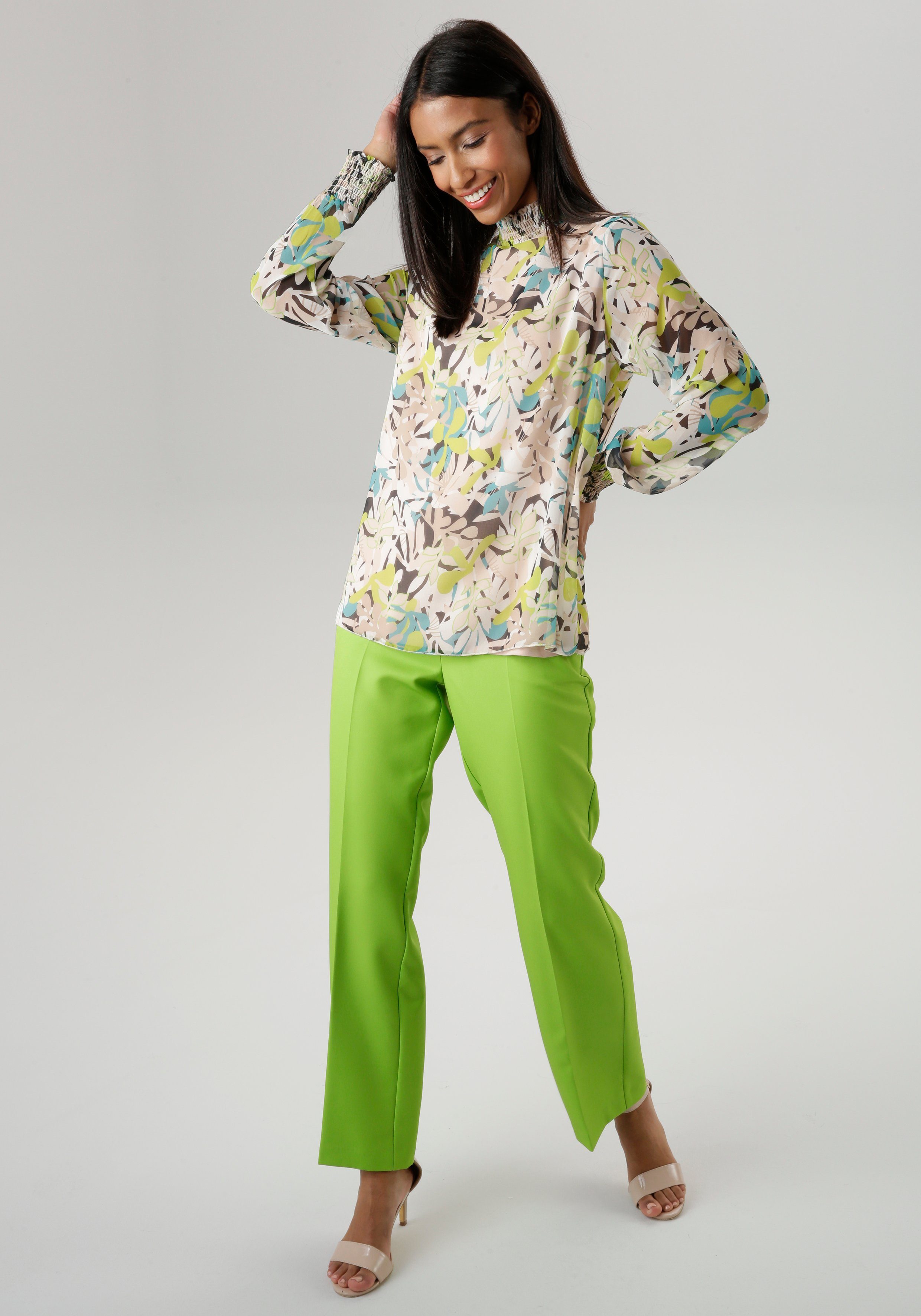 Aniston SELECTED Chiffon blouse met bladerenprint en gerimpelde borden