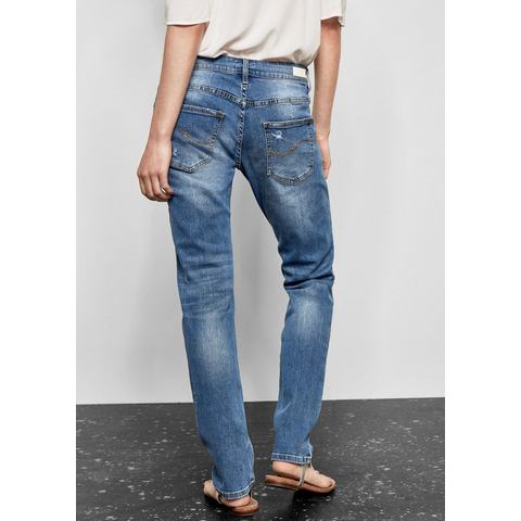 Q/s Designed By NU 15% KORTING: Q/S designed by Megan girlfriend: jeans met versieringen