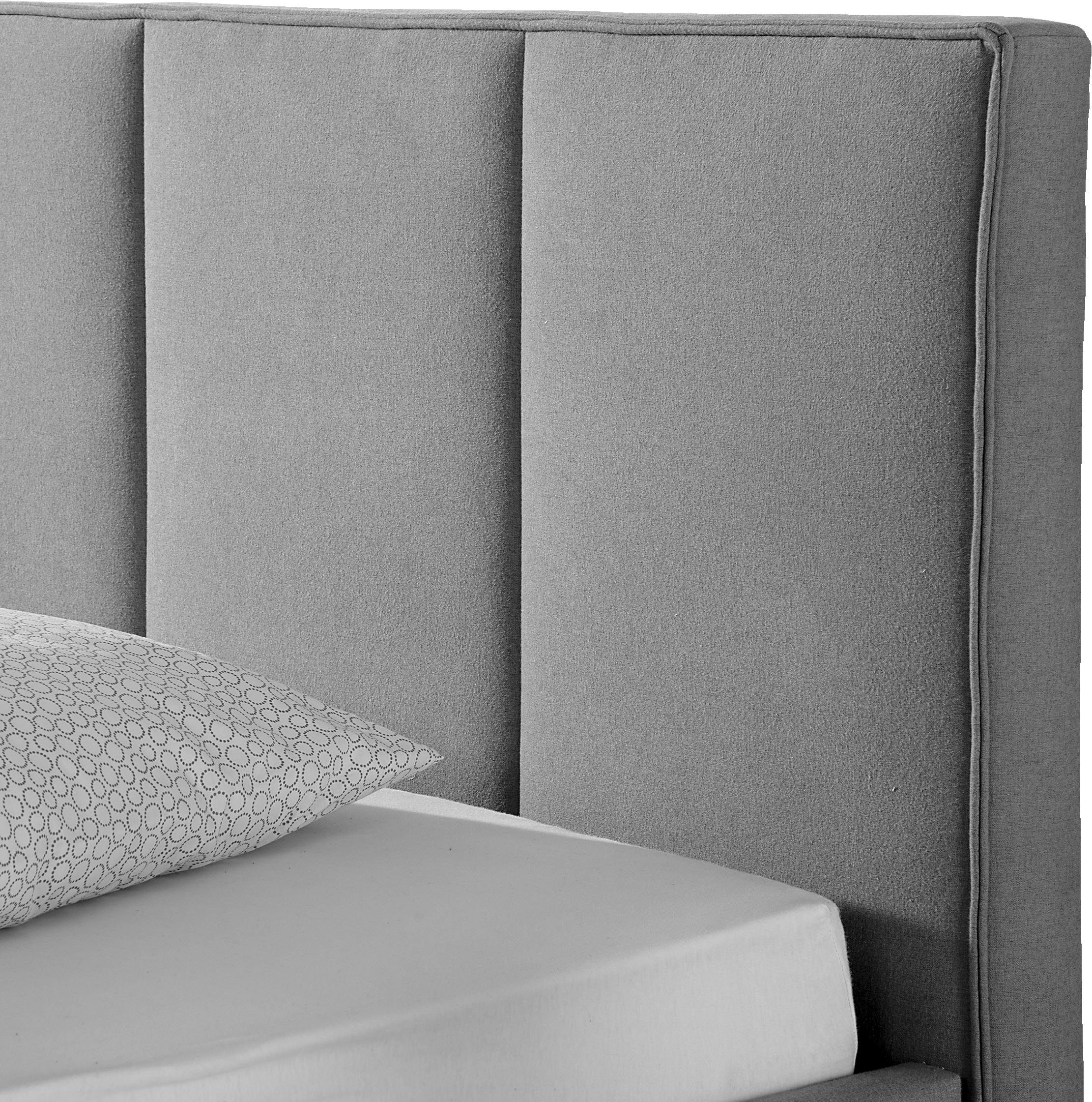 Maintal Gestoffeerd bed inclusief bedkist