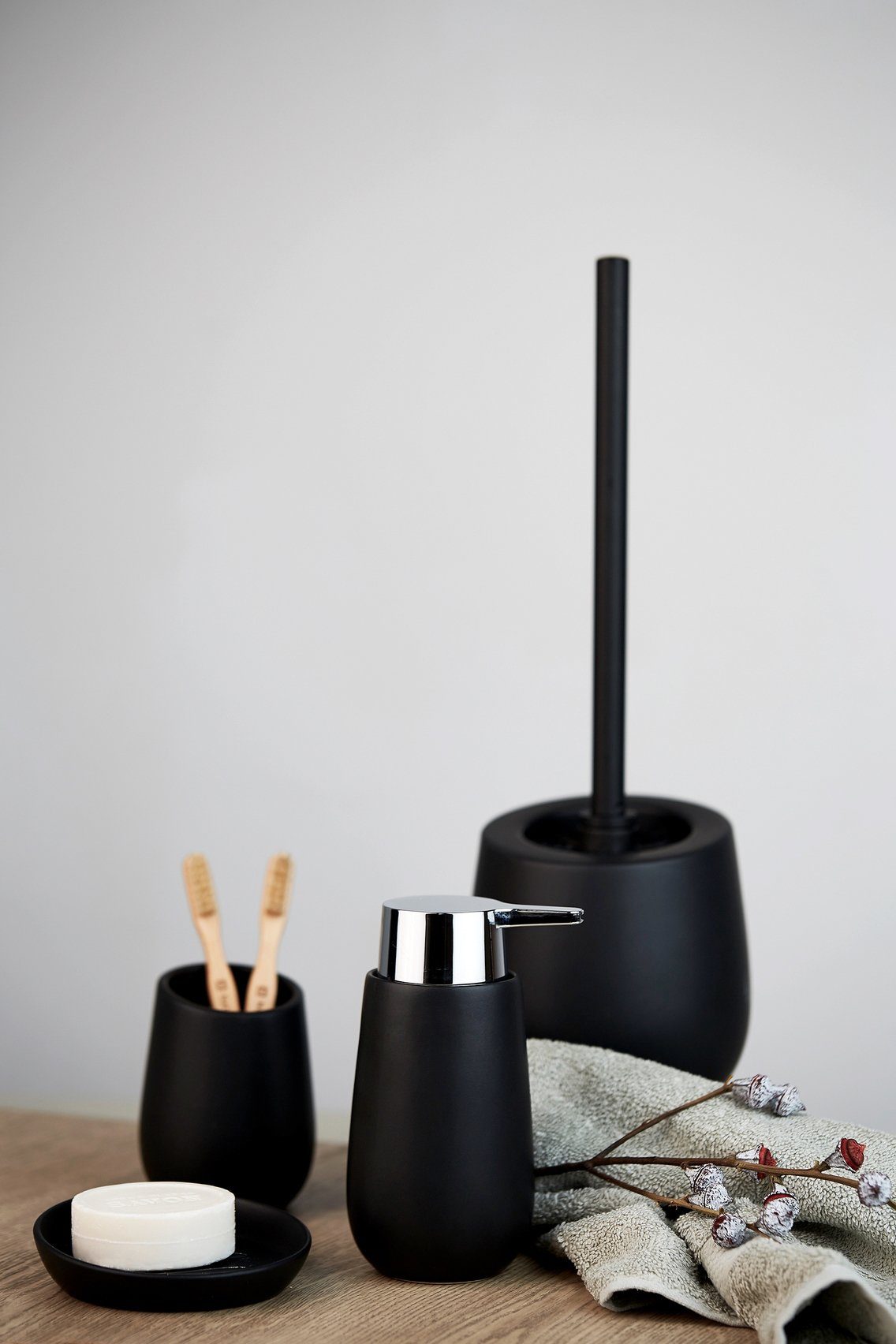 WENKO Set badkameraccessoires Badi gemaakt van keramiek (set, 3-delig)