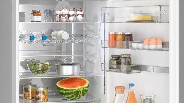 BOSCH Koel-vriescombinatie KGN49AIBT