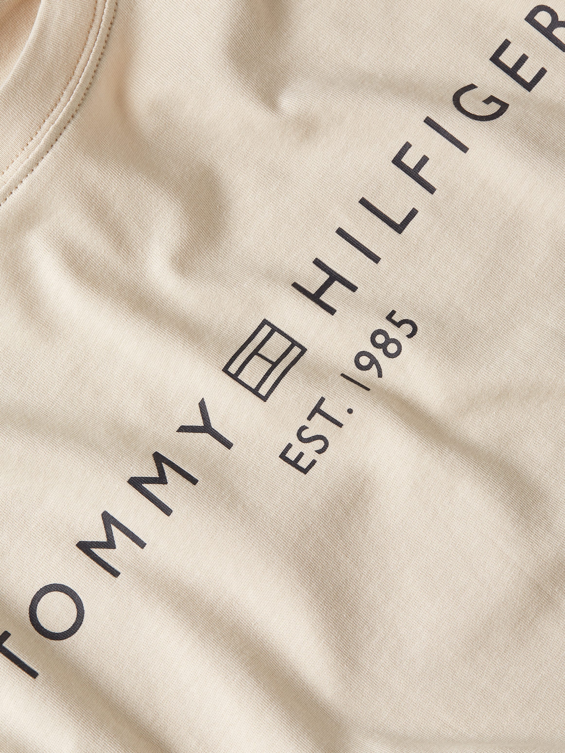 Tommy Hilfiger T-shirt REG CORP LOGO C-NK SS met een logo-opschrift