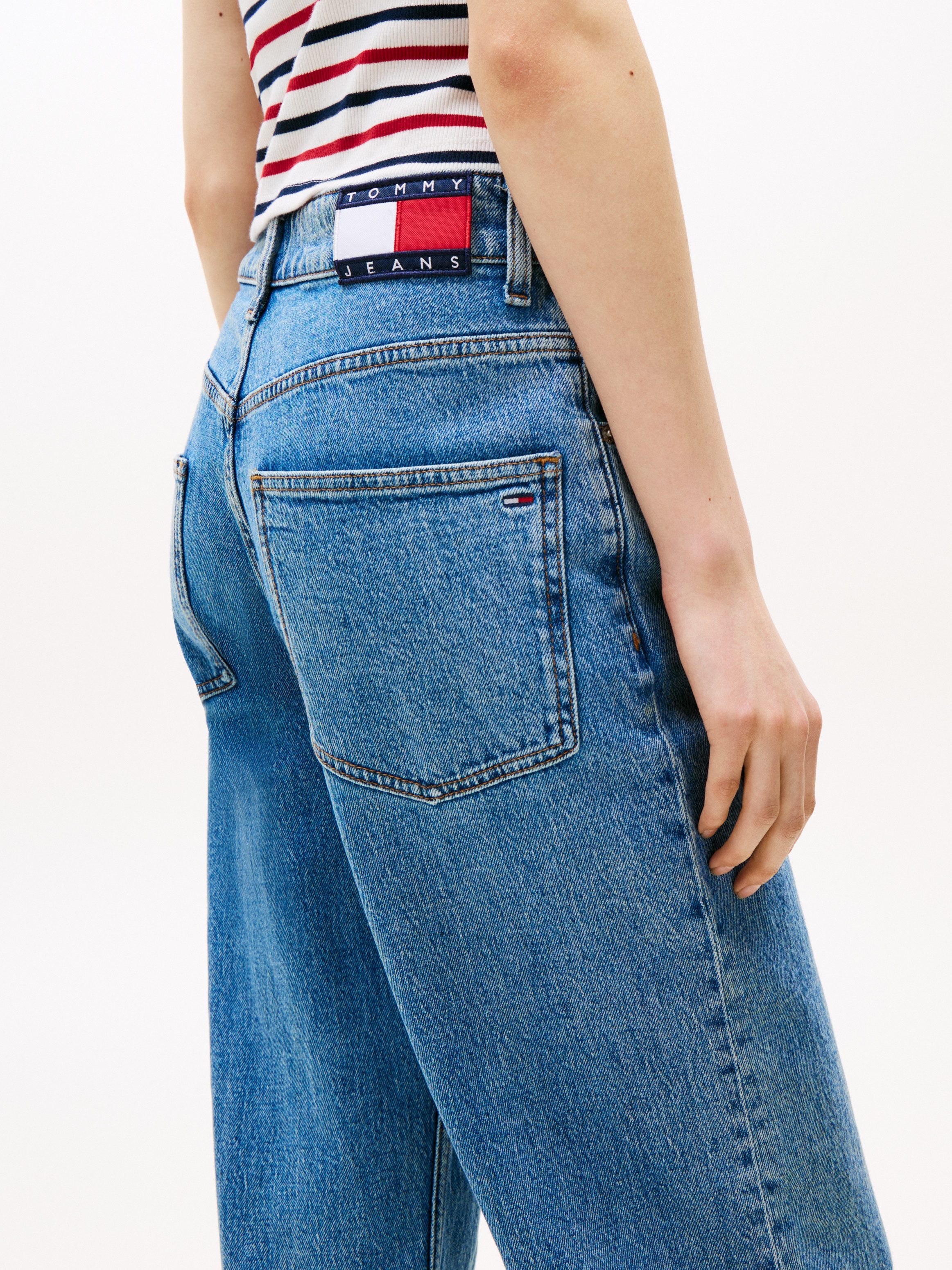 TOMMY JEANS Relax fit jeans Mia Mid Rise Relaxed Straight