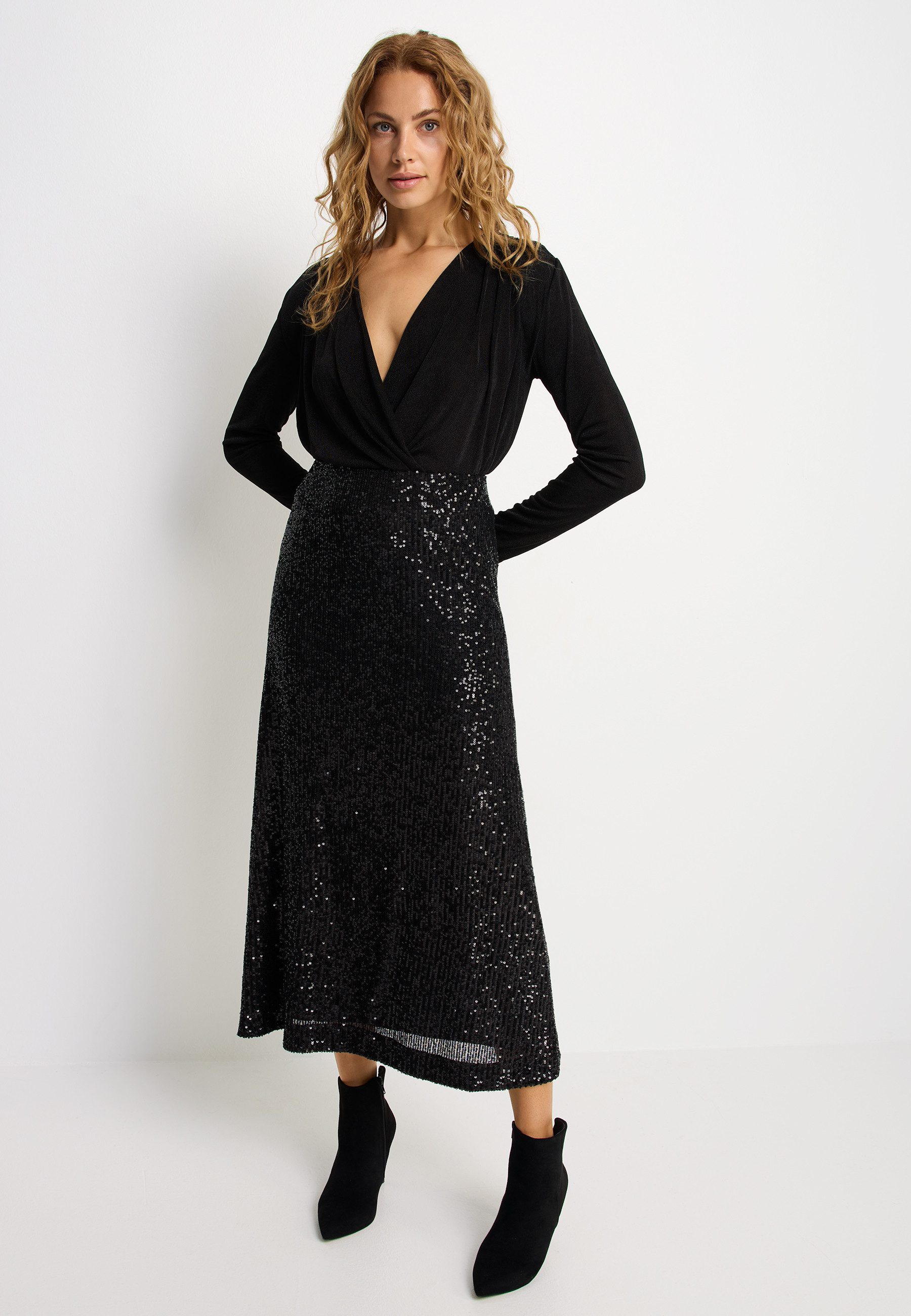 Lascana Highheel-laarsjes in spitse vorm & naaldhak, ritslaars vegan