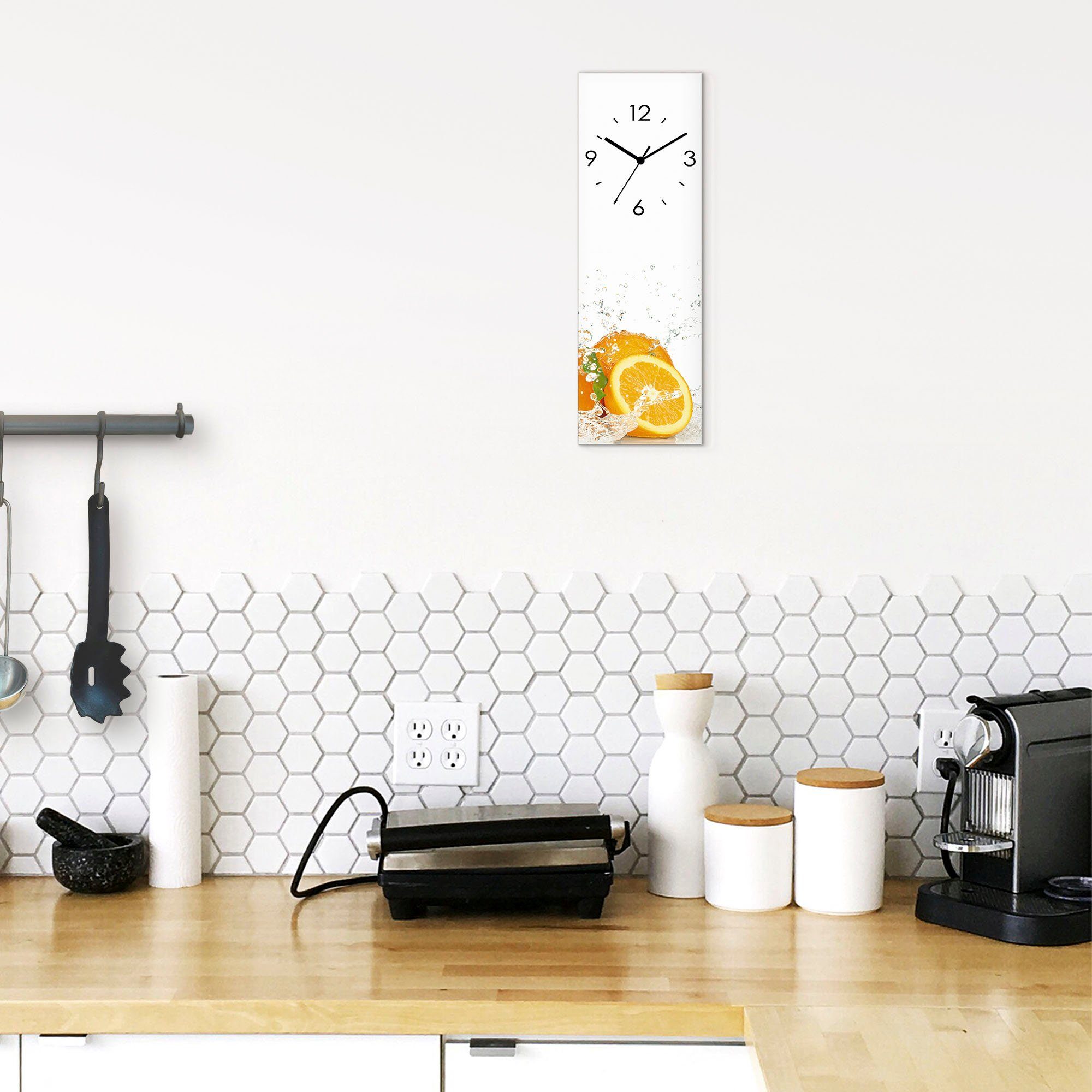 Artland Wandklok Orange met spatwater optioneel verkrijgbaar met kwarts- of radiografisch uurwerk, geruisloos zonder tikkend geluid