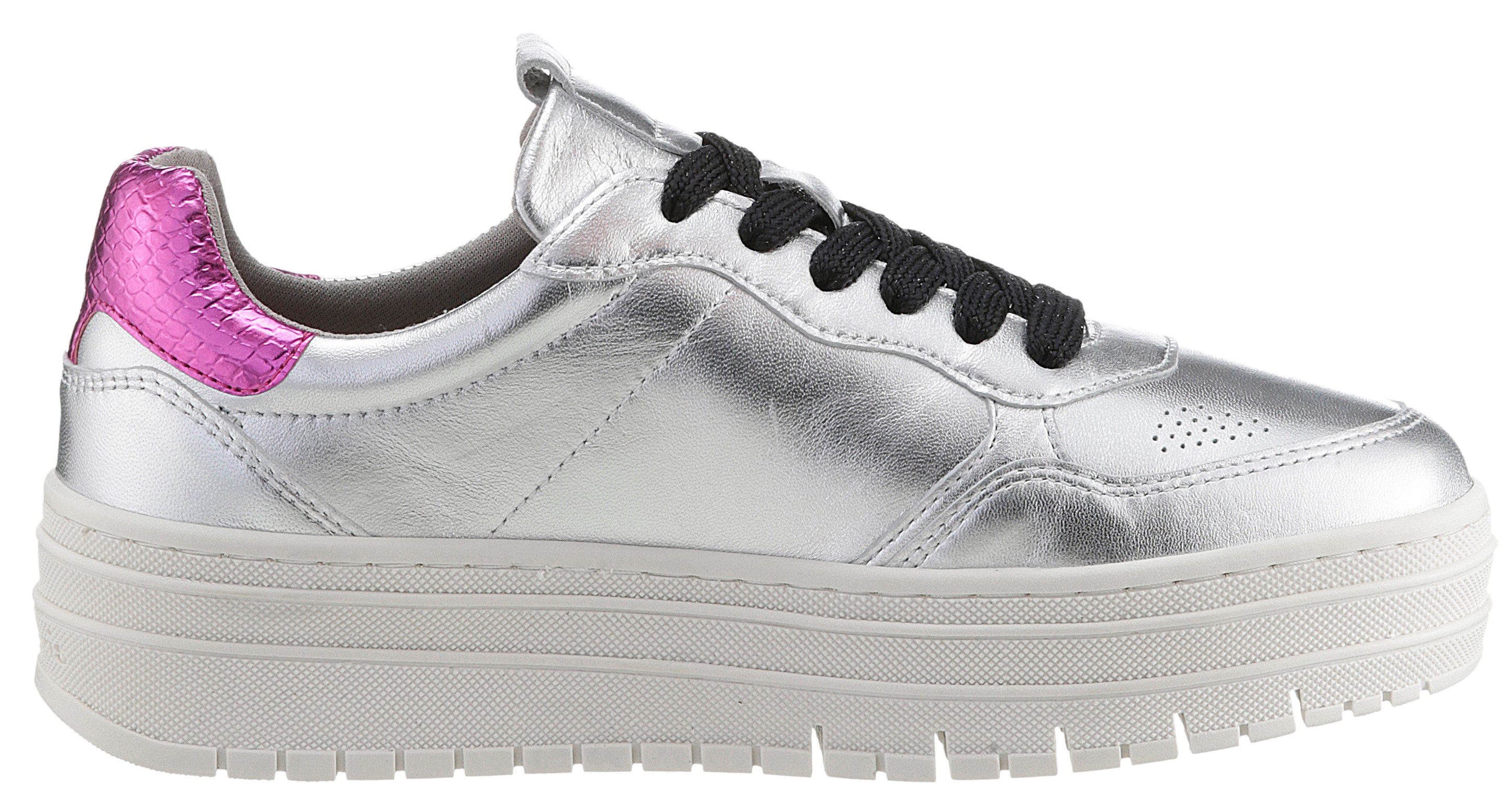 Tamaris Plateausneakers , vrijetijdsschoen, lage schoen, veterschoen met decoratieve stiksels en perforatie