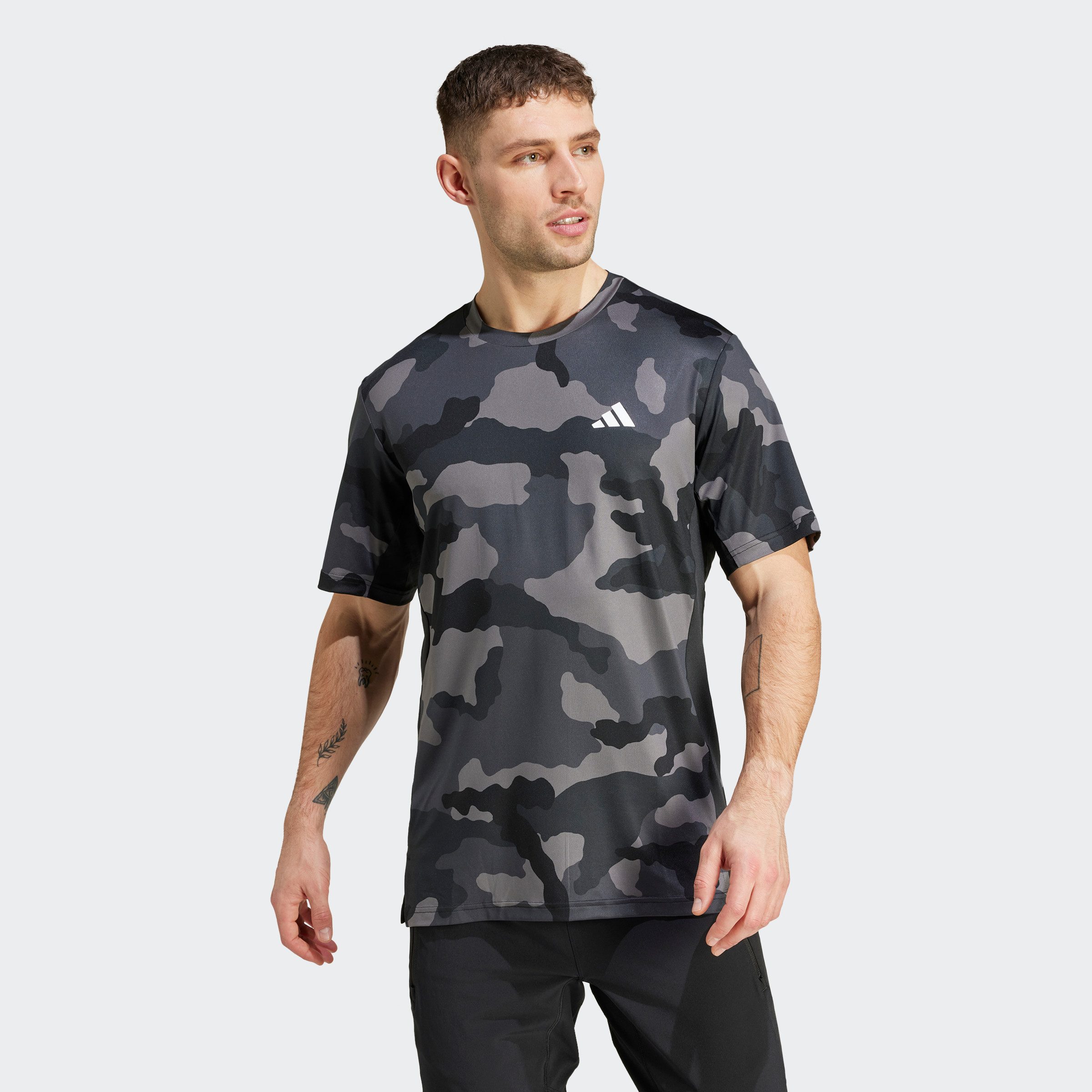 Adidas T-shirt Korte Mouw Train Essentials Camo Allover Print T-Shirt