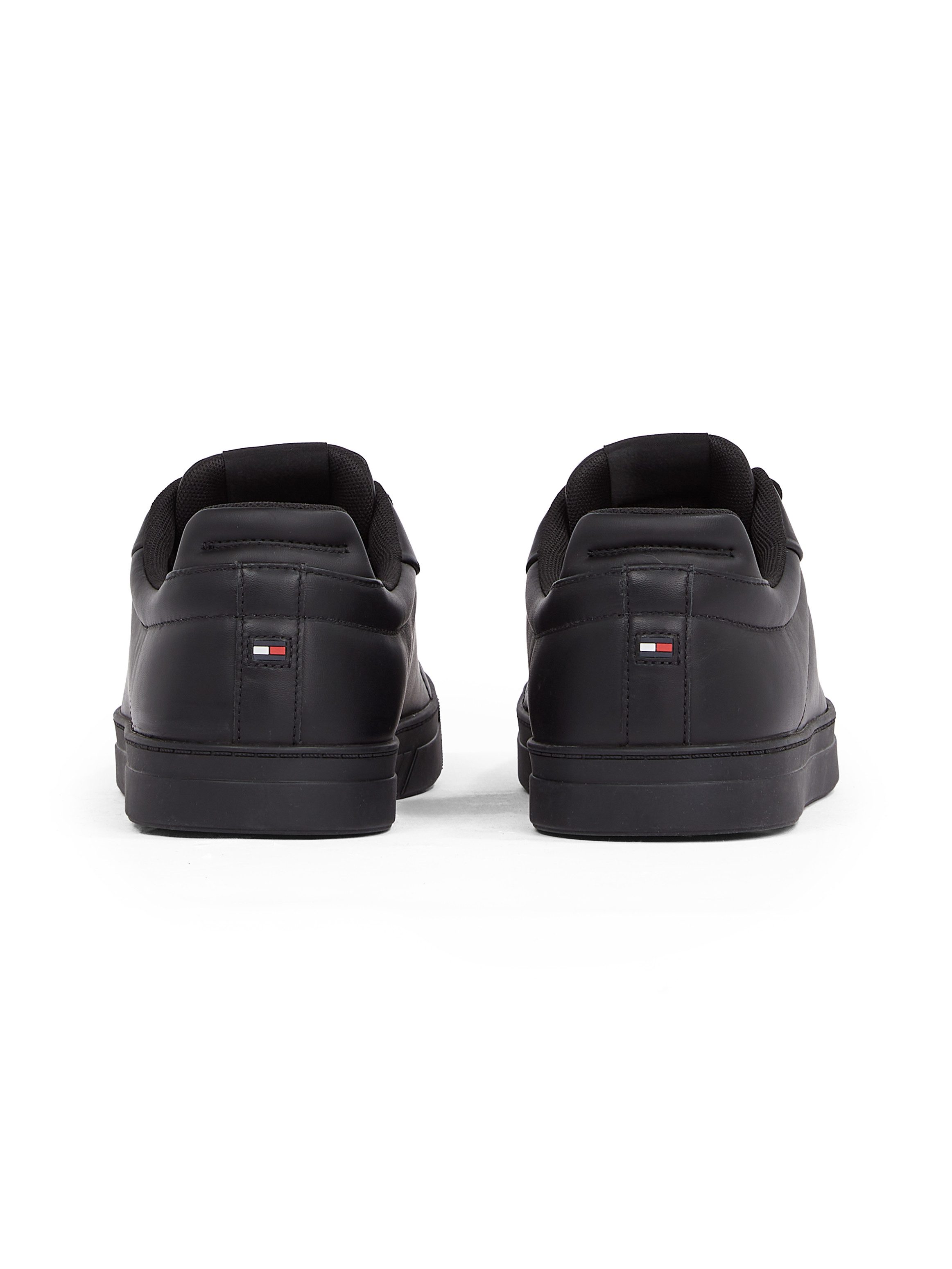 Tommy Hilfiger Plateausneakers ICON COURT LTH FLAG ESS freizeitschoen, lage schoen, veterschoen met...