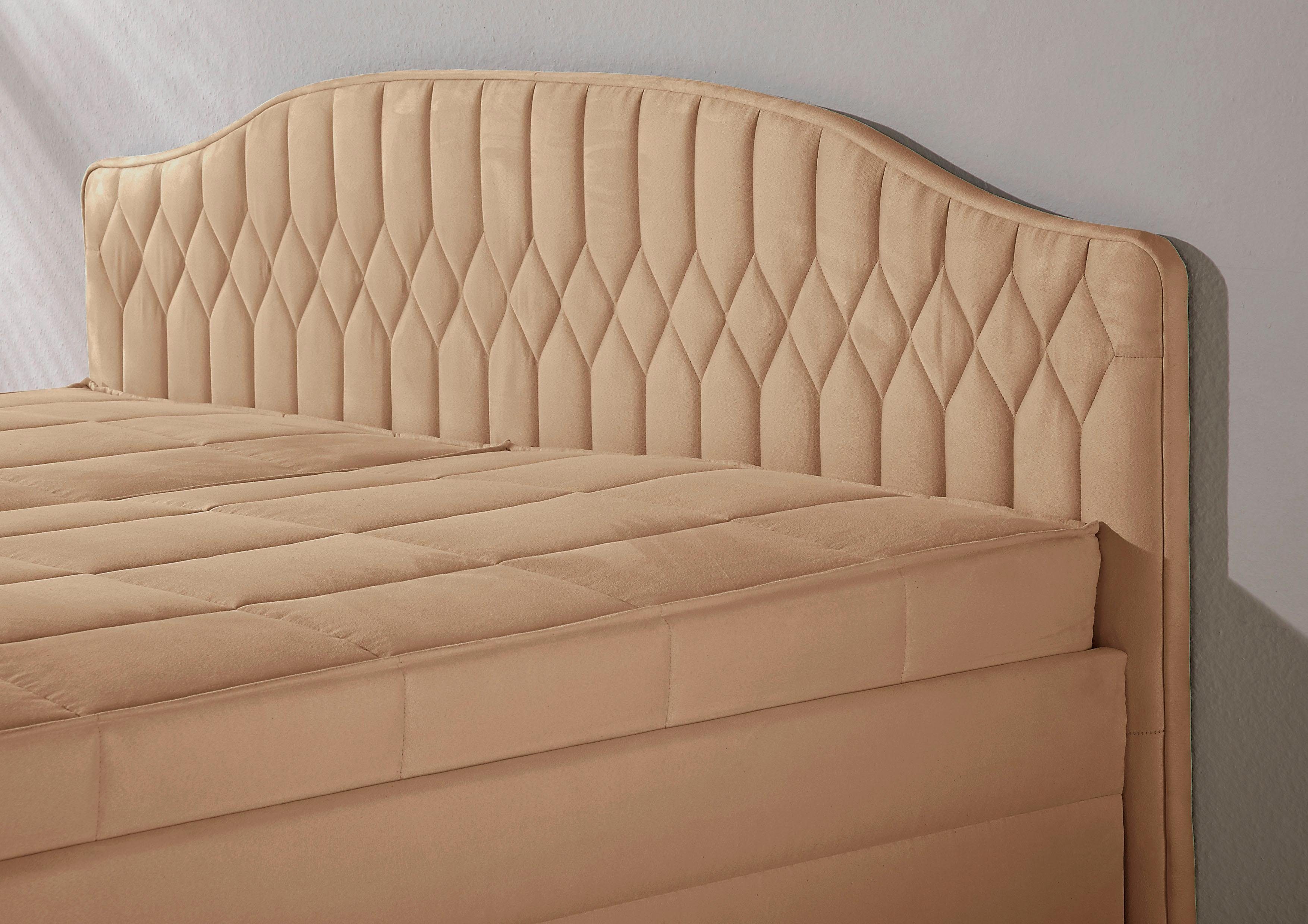 Maintal Gestoffeerd bed