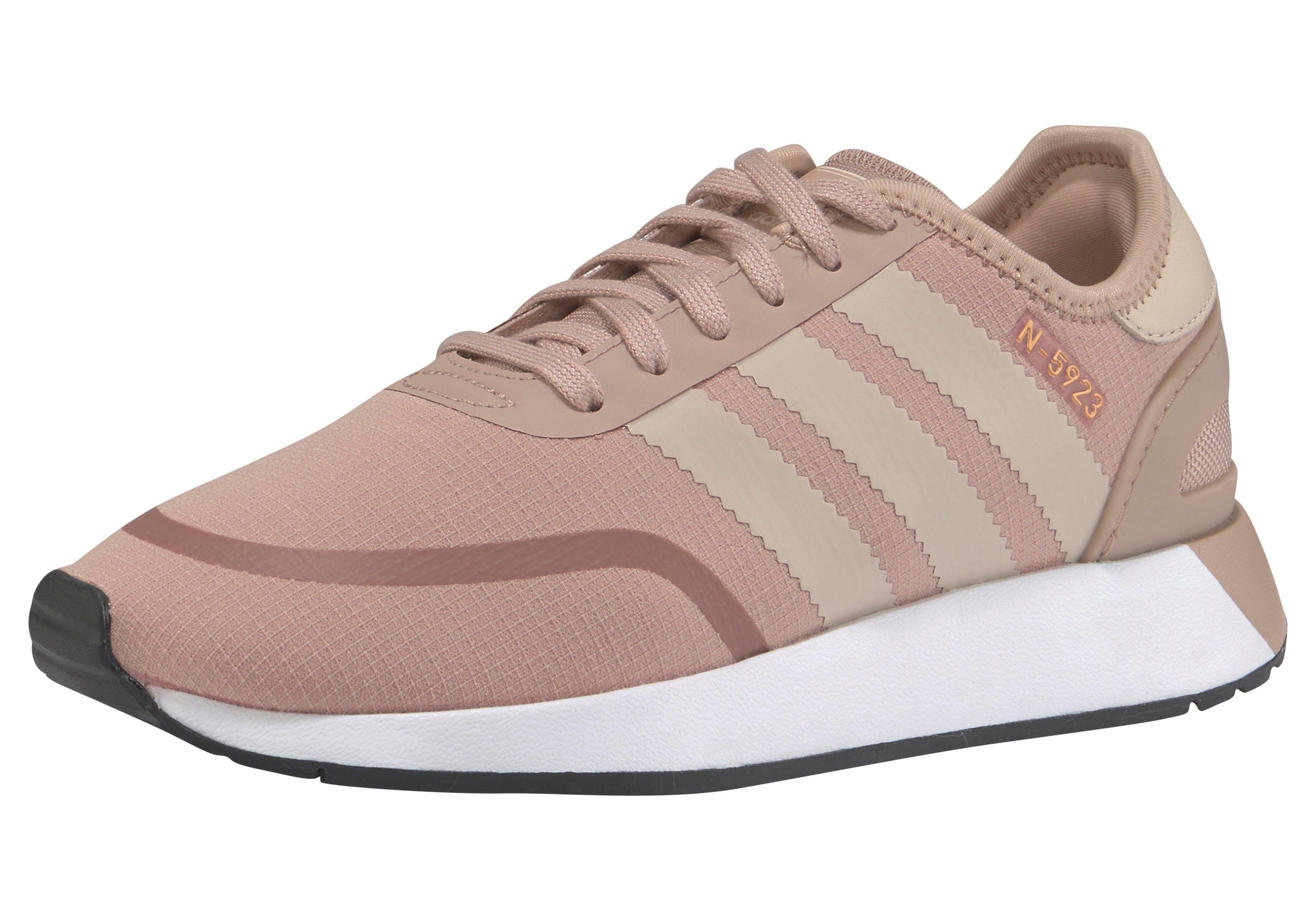 hoe vallen adidas originals schoenen hoe vallen adidas originals schoenen