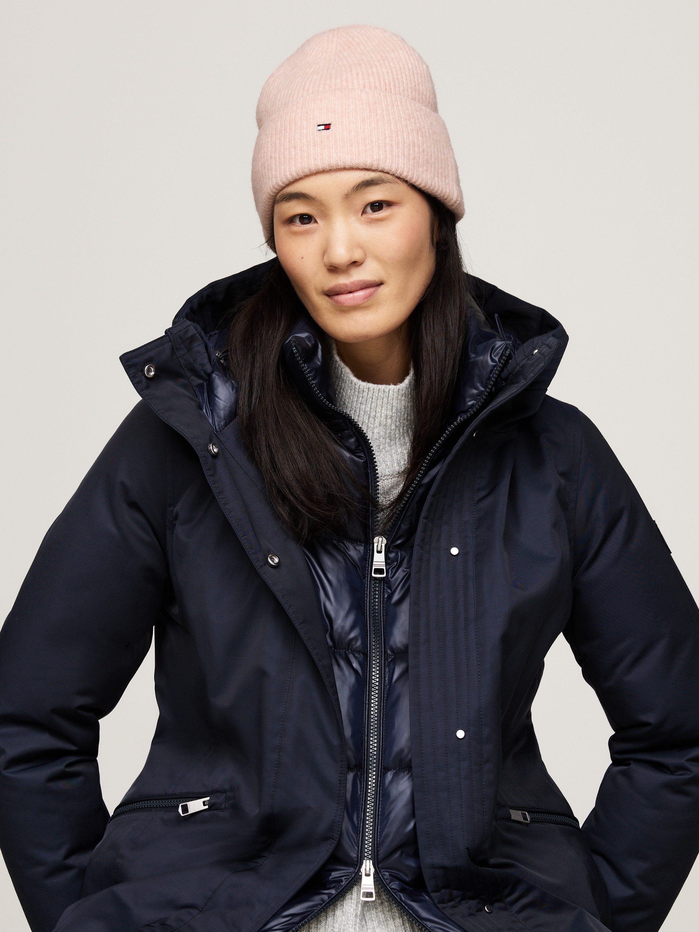 Tommy Hilfiger Gebreide muts ESSENTIAL FLAG FUZZY BEANIE