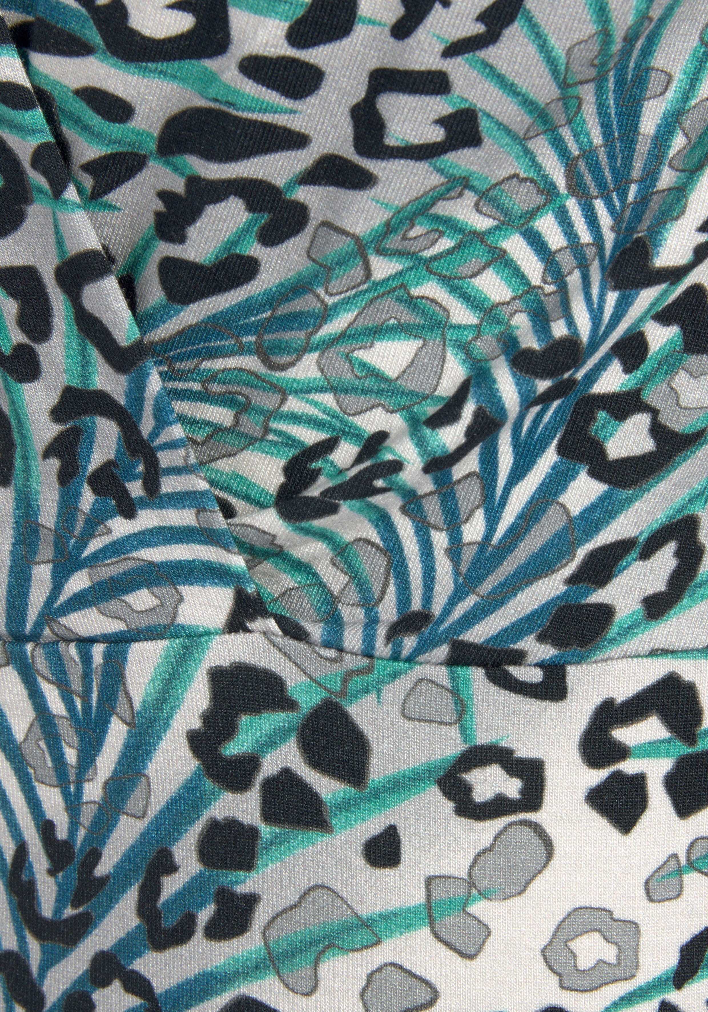 Lascana Shirttop met rimpelingen op de schouder blousetop met dierenprint