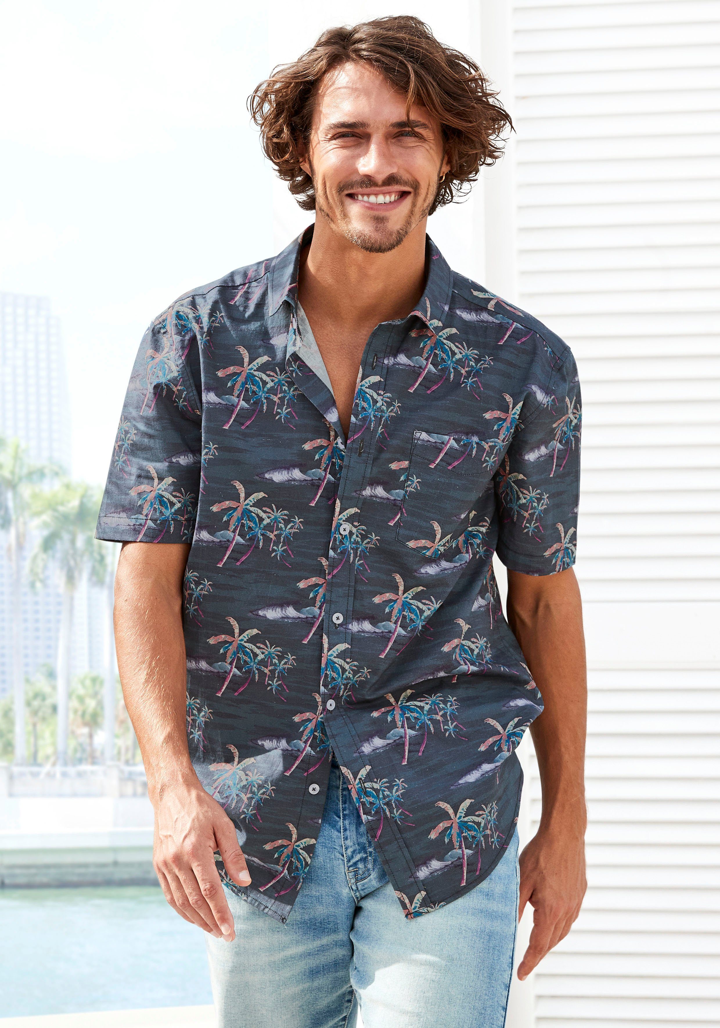 Beachtime Hawaï-overhemd Regular fit korte mouw, vrijetijdshemd met palmprint, puur katoen