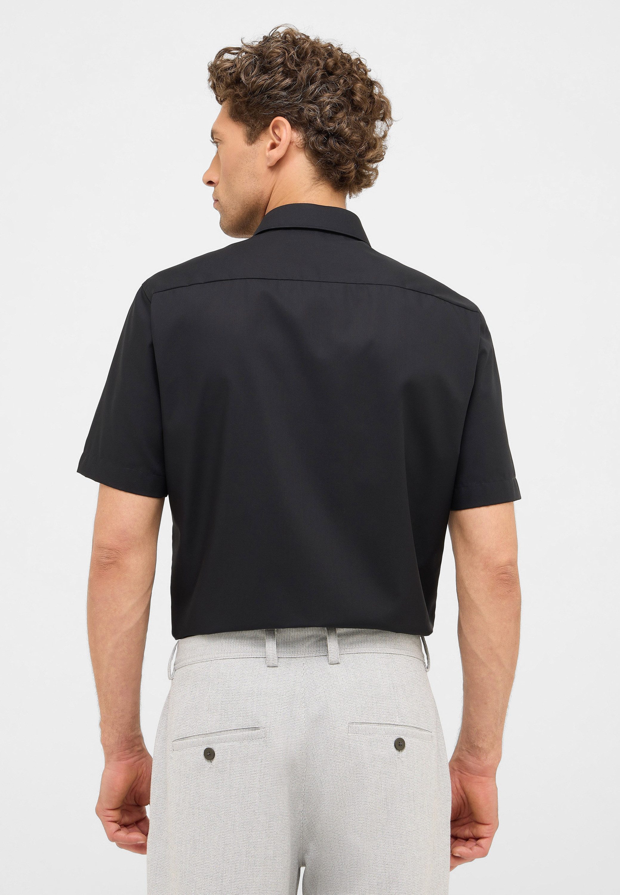 Eterna Overhemd met korte mouwen Slim fit NON IRON (strijkvrij)