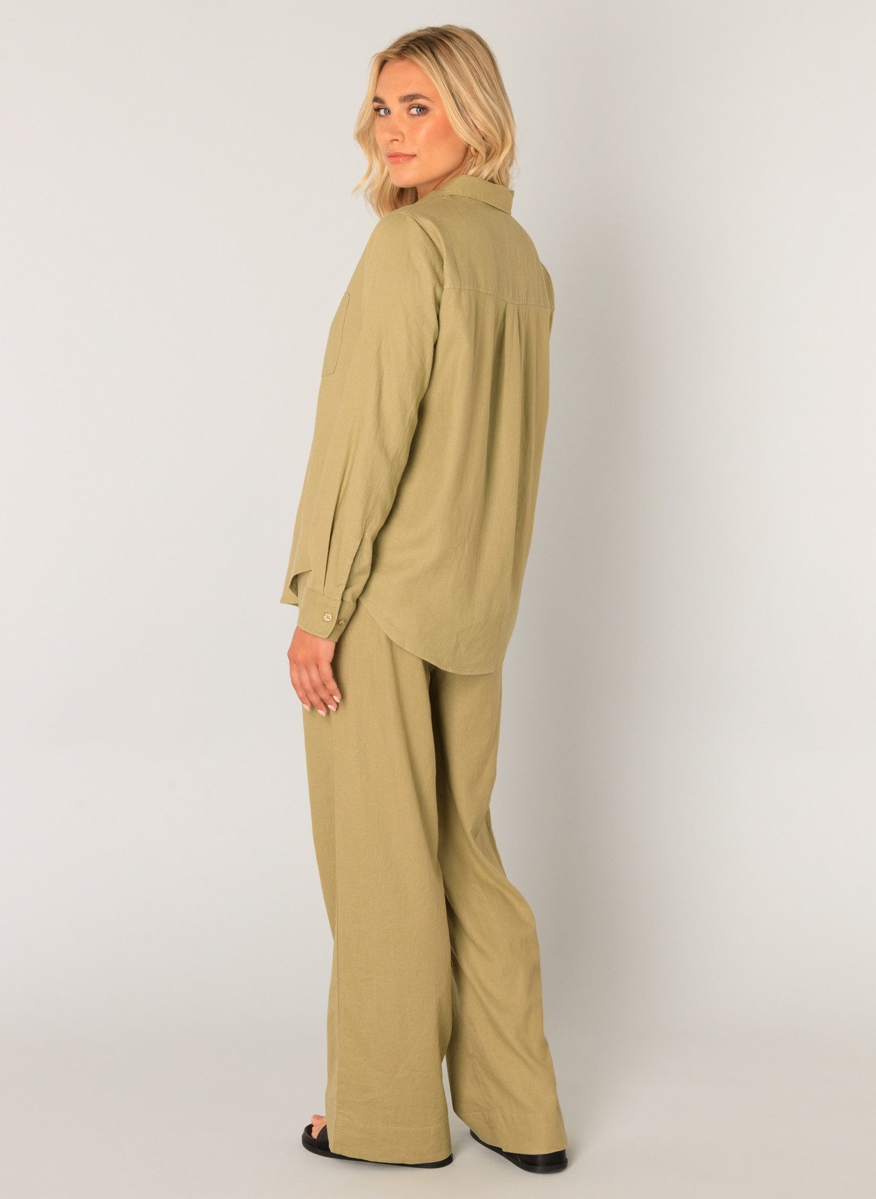 Base Level Overhemdblouse YAEL