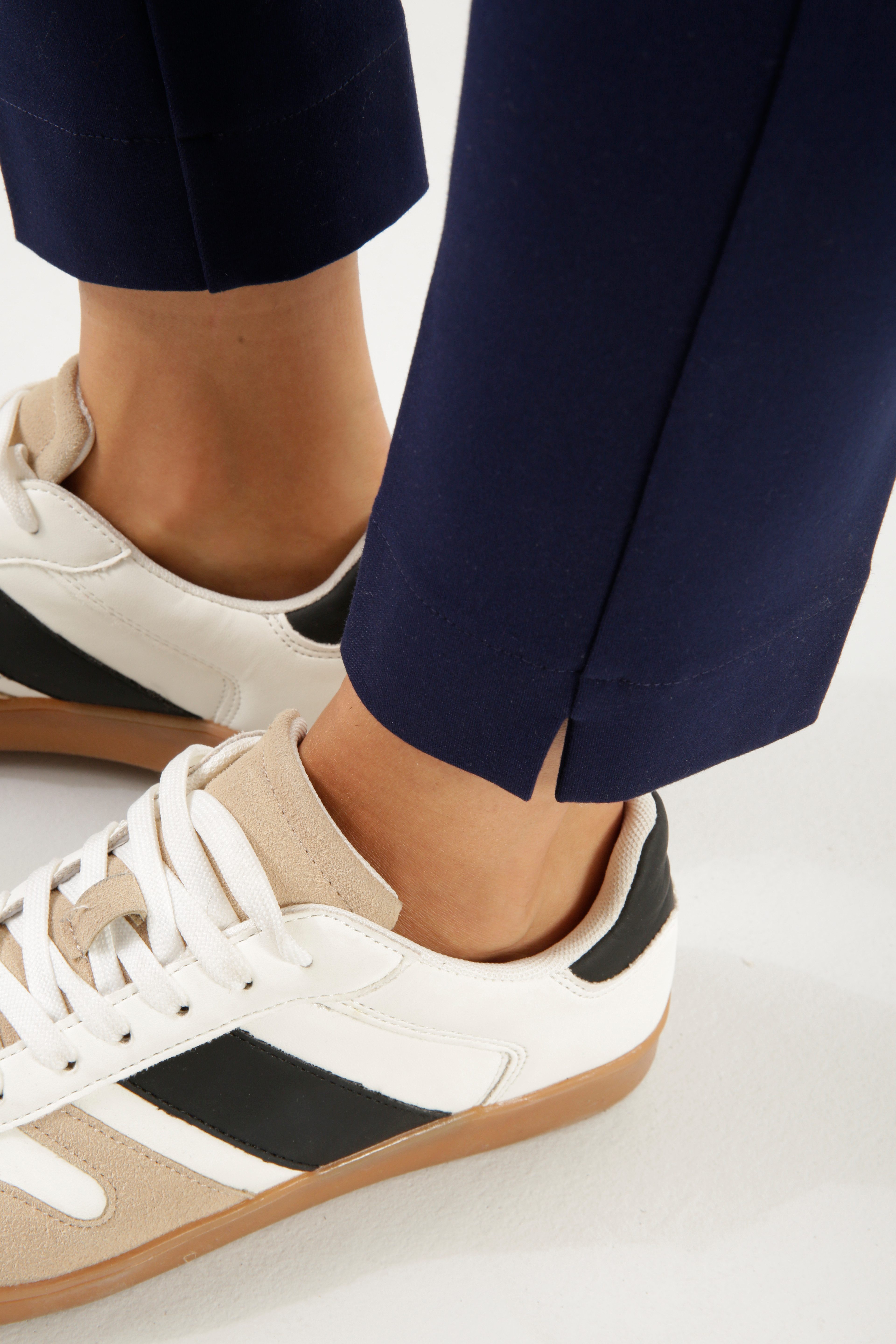 Aniston CASUAL Comfortbroek voor en achter met strijknaad