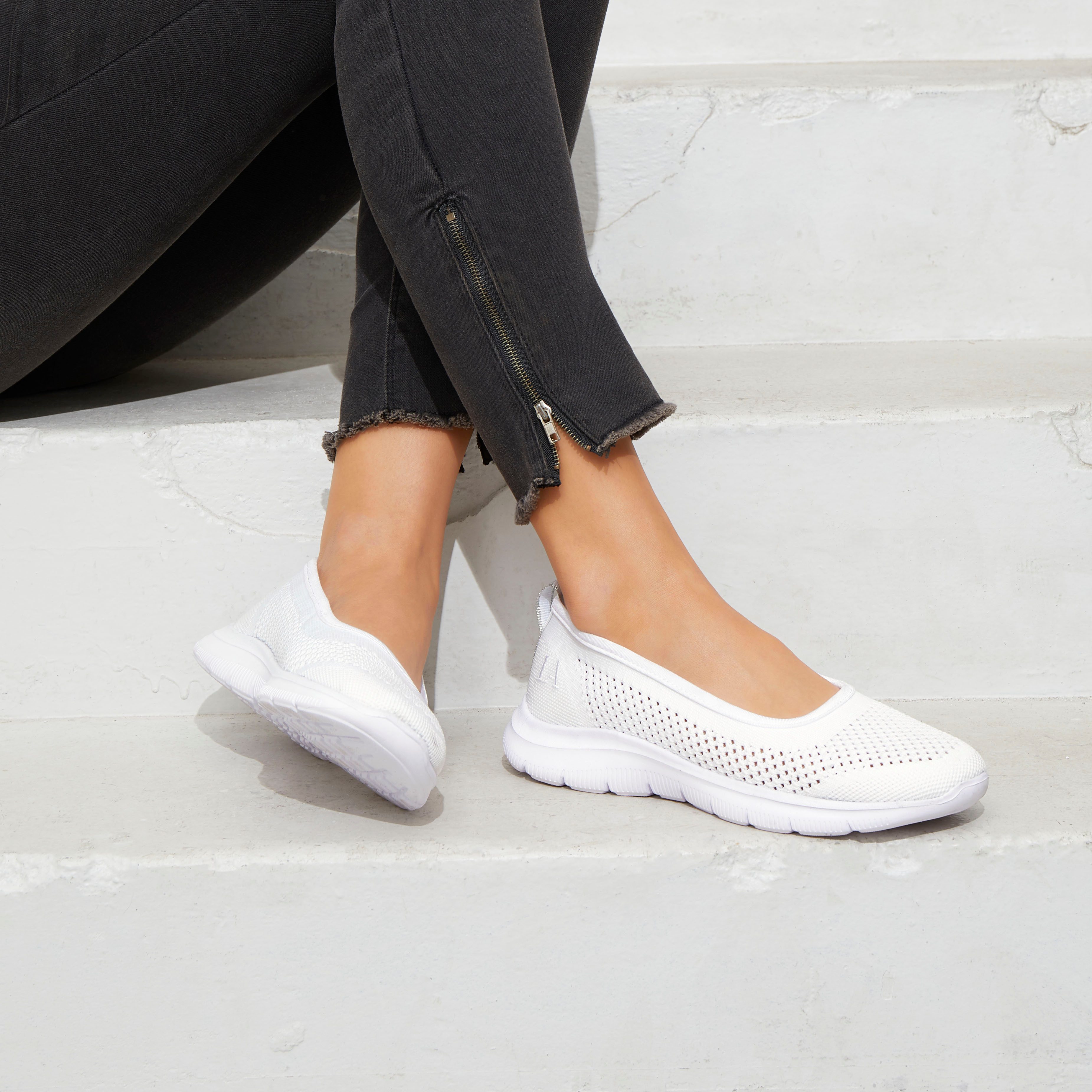 Lascana Sneaker-ballerina’s ultralichte slipper, slip-on sneaker, vrijetijdsschoen vegan