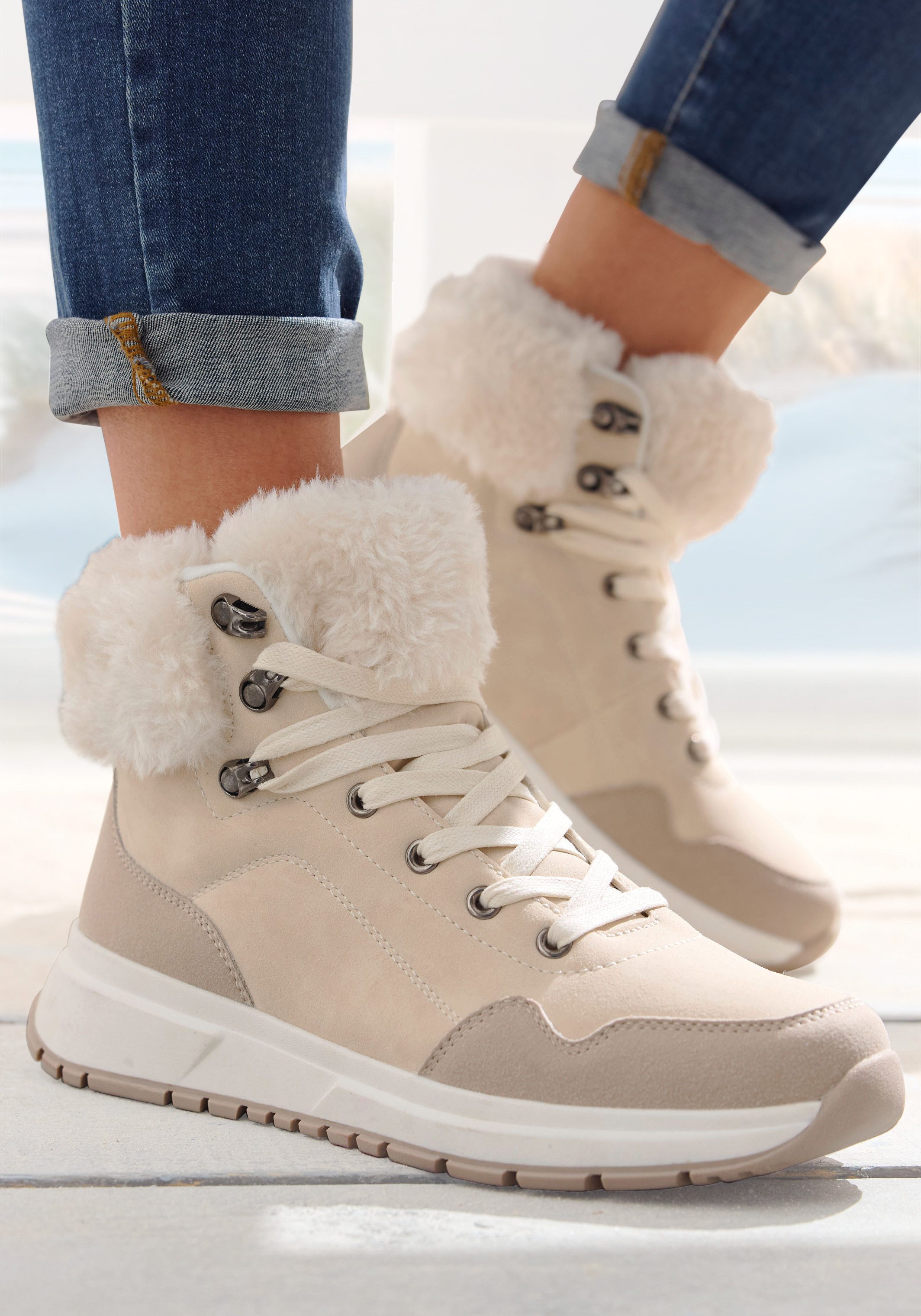 Lascana Winterlaarsjes High top sneaker, veterschoen, boots, laars van waterafstotend materiaal met warmfutter vegan