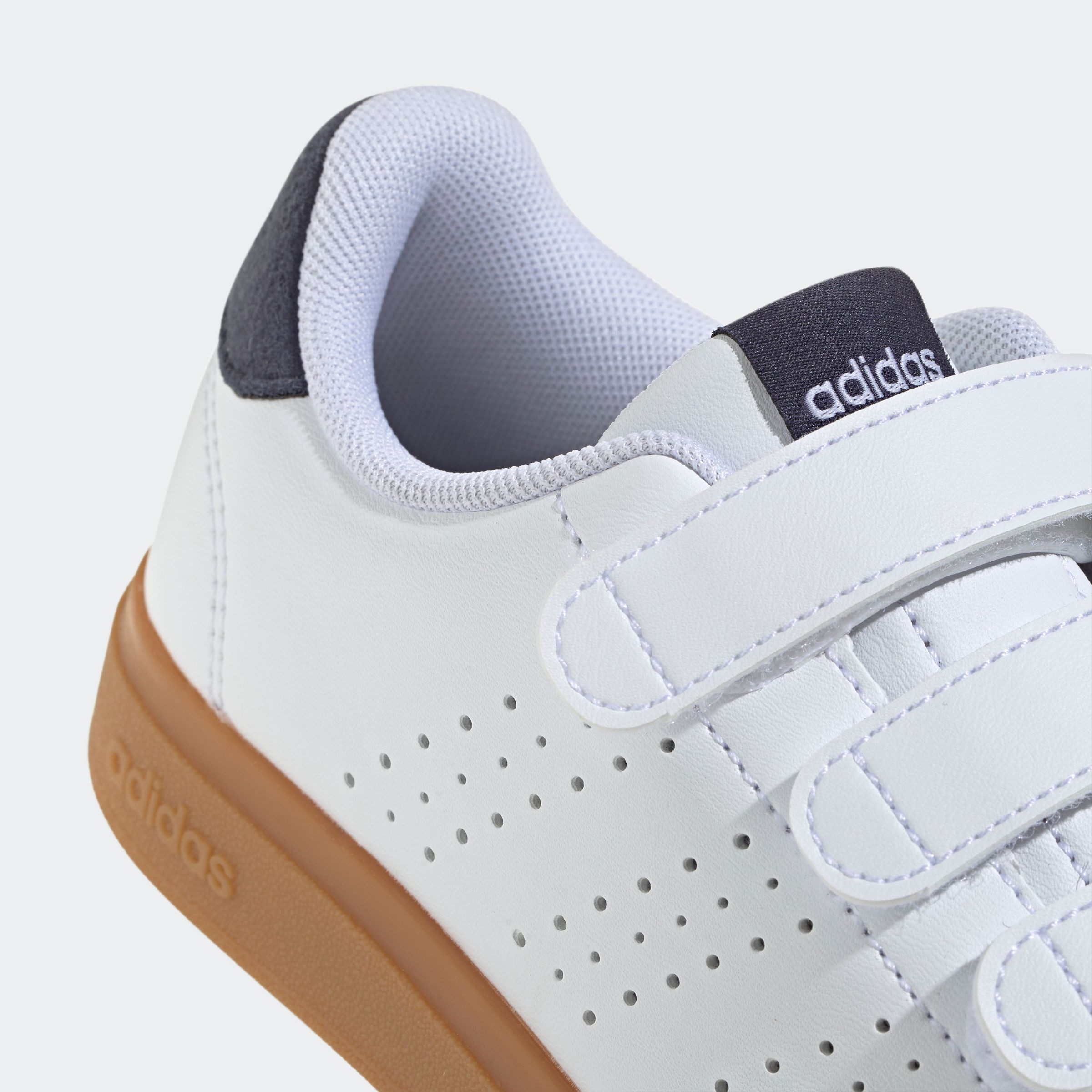 adidas Sportswear Klittenbandschoenen ADVANTAGE BASE 2.0 KIDS Ontwerp in de sporen van de adidas Stan Smith