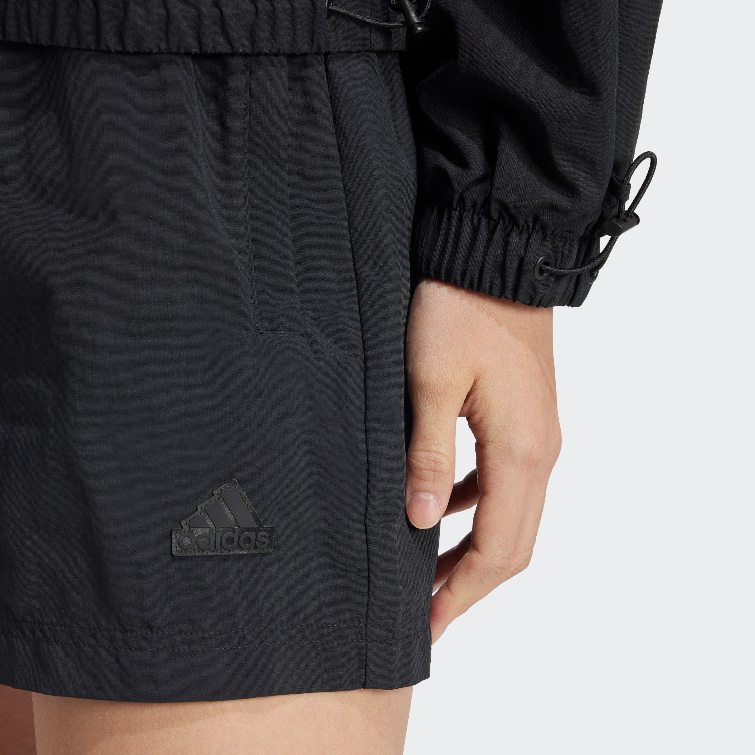 adidas Sportswear Short W CE SHORT (1-delig)