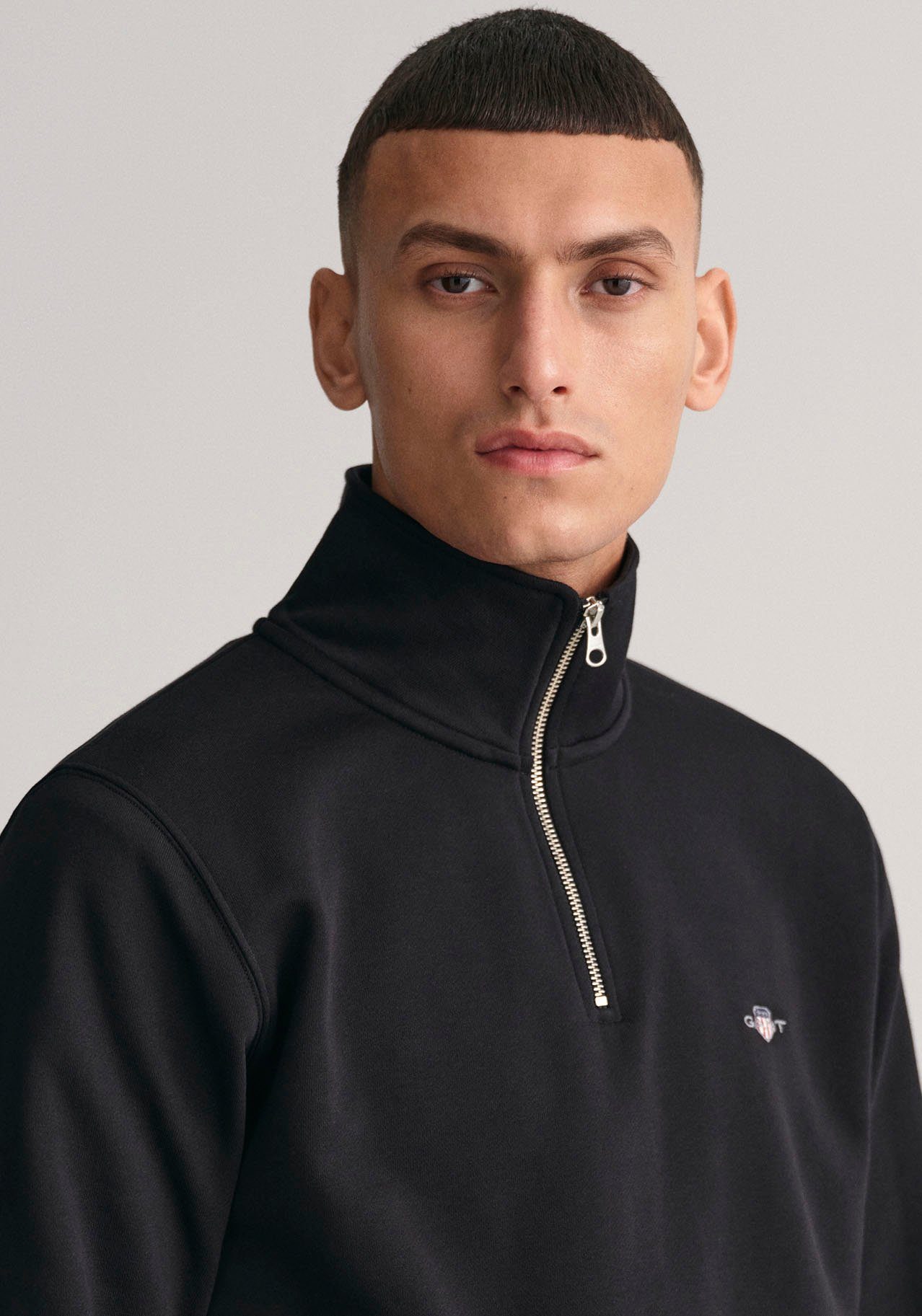Gant Sweatshirt REG SHIELD HALF ZIP SWEAT met logoborduursel op borsthoogte