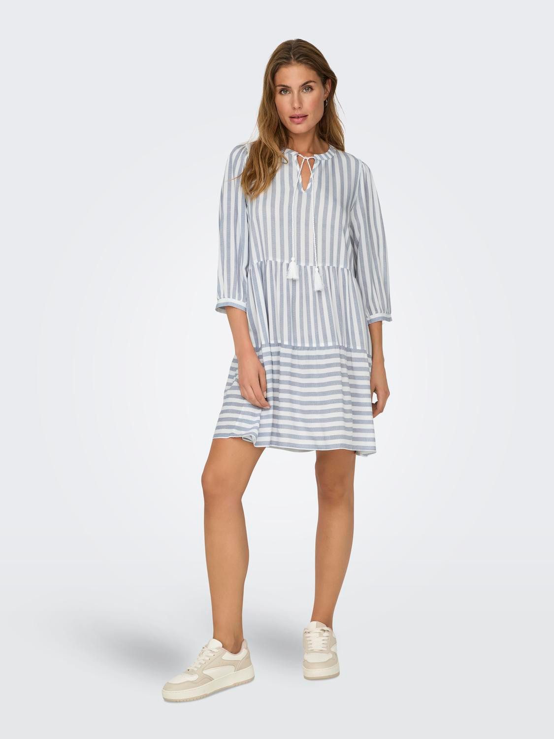 Only Tuniekjurk ONLKAYA 3 4 PUFF SHORT DRESS WVN NOOS