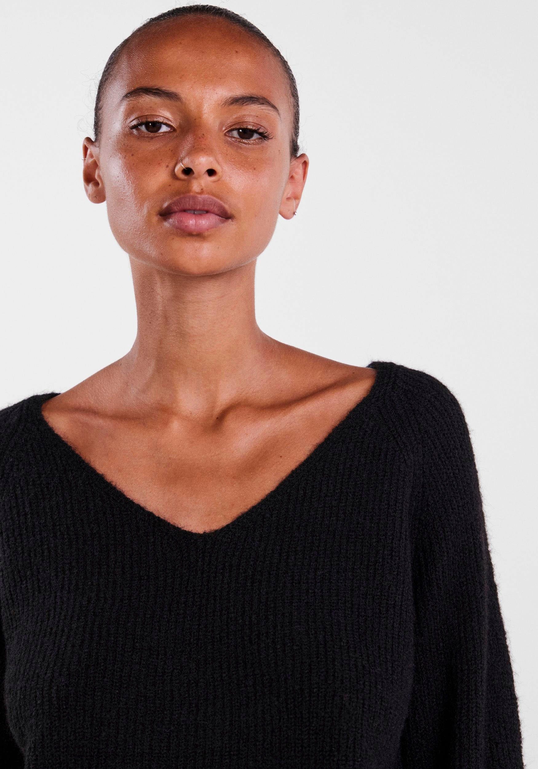 pieces Trui met V-hals PCELLEN LS V-NECK KNIT NOOS BC