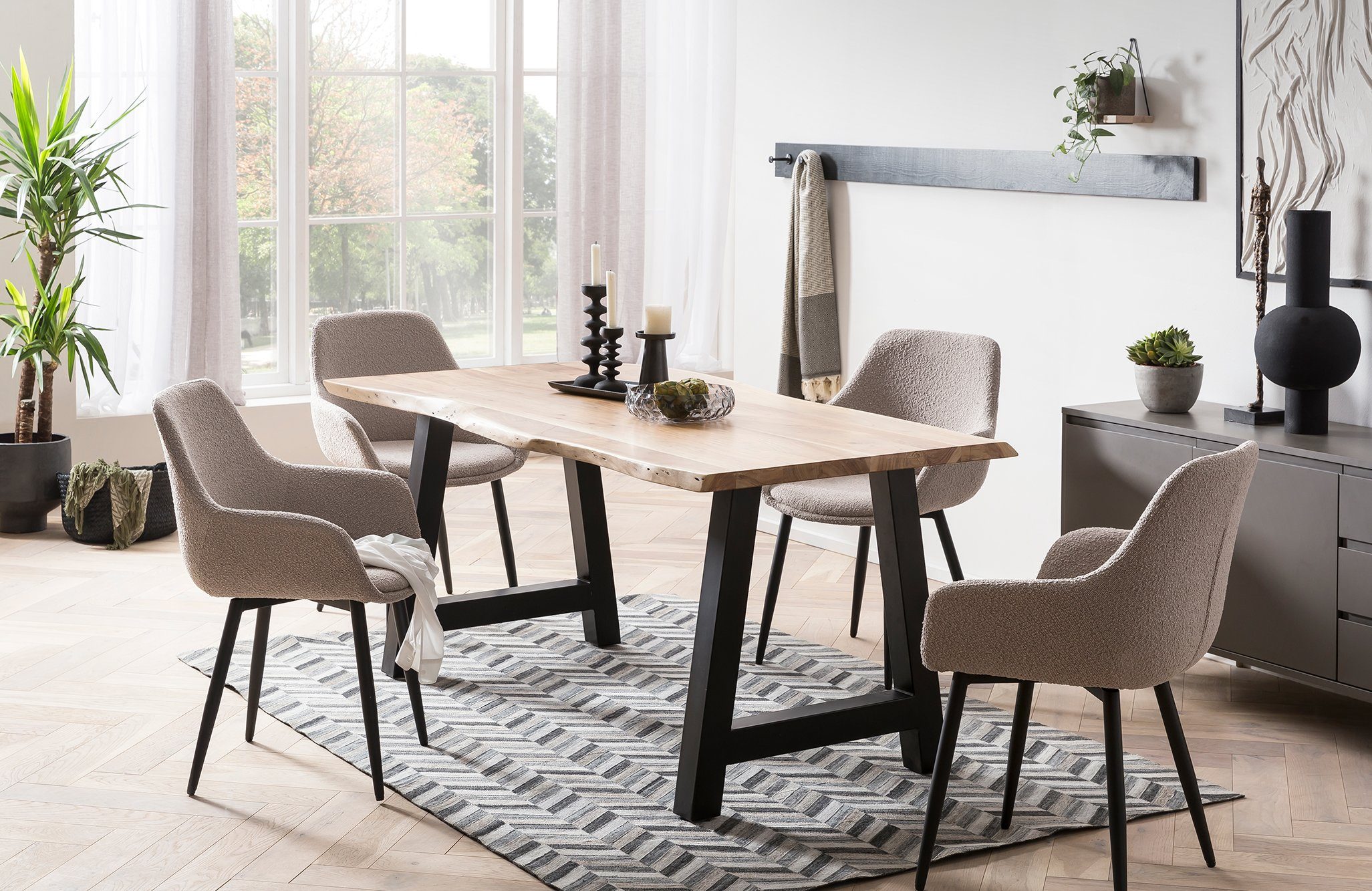SalesFever Stoel met armleuningen moderne bouclébekleding (set, 2 stuks)