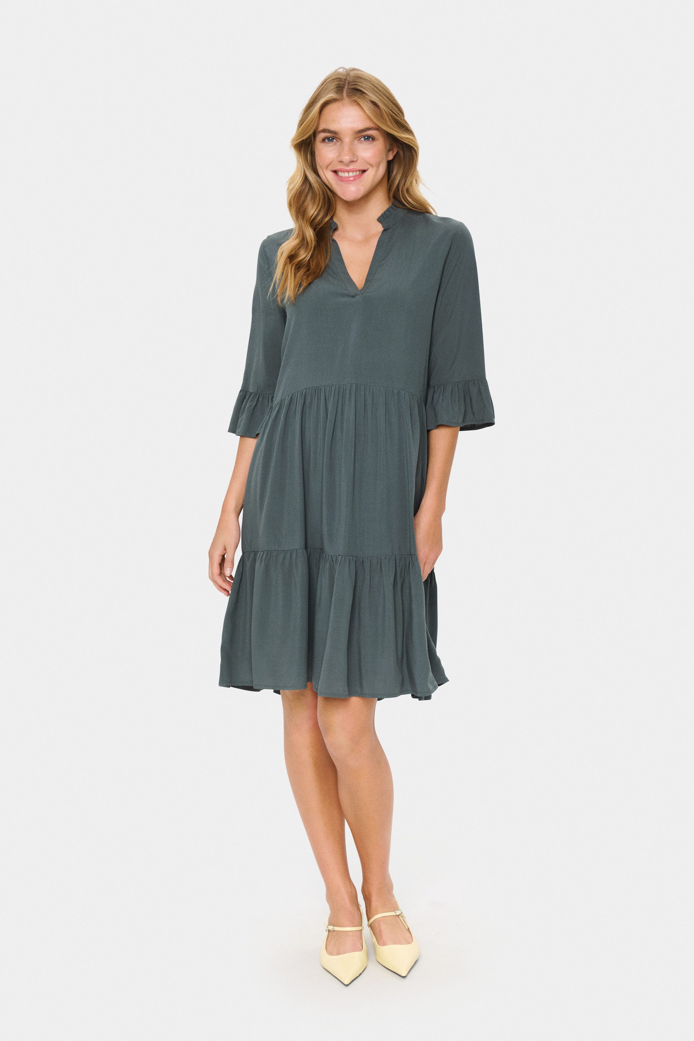 Saint Tropez Blousejurk EdaSZ dress met volants en 3/4 mouwen