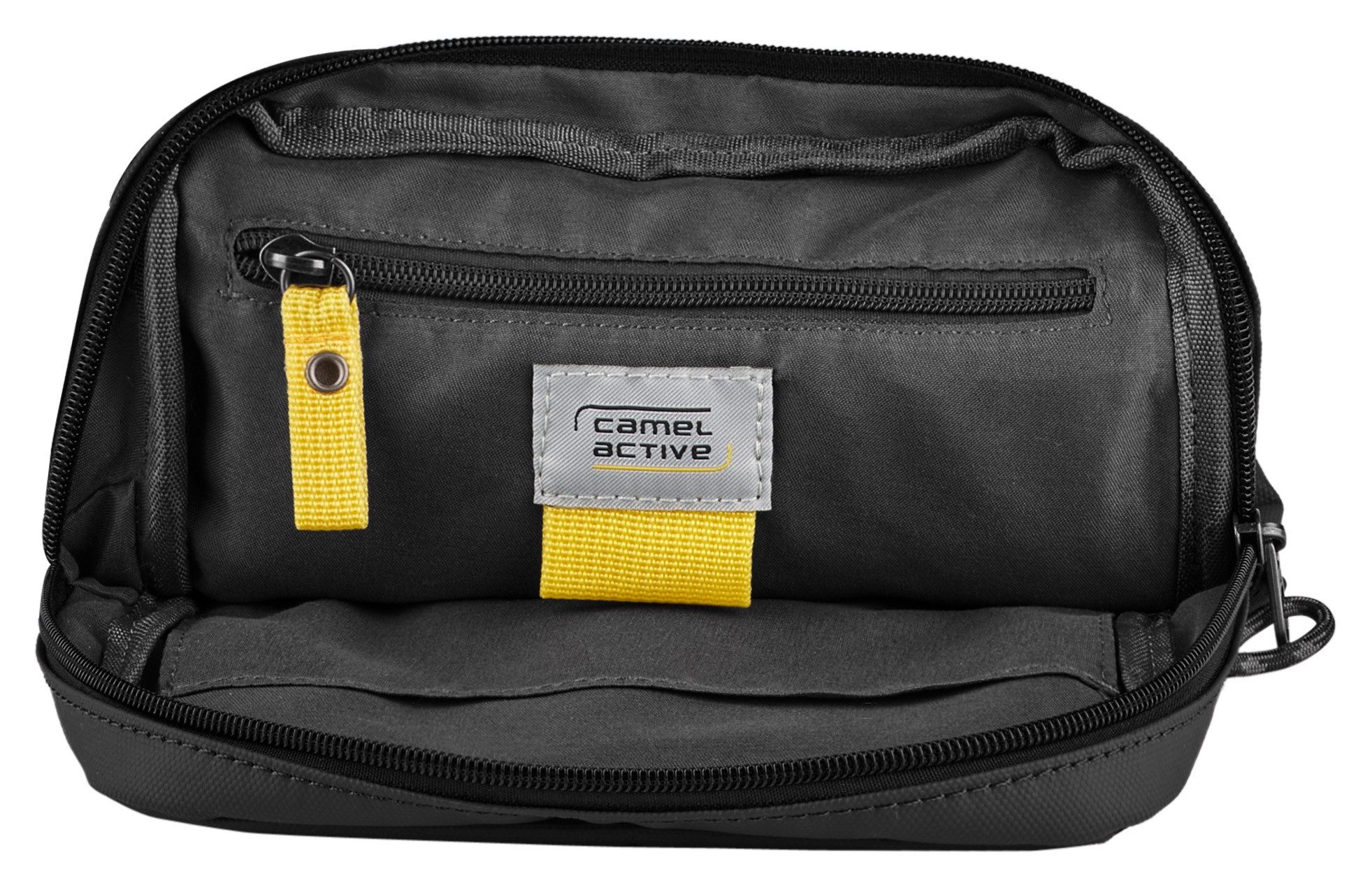camel active Schoudertas Explore waterafstotend gerecycled nylon en reflecterende ritsen