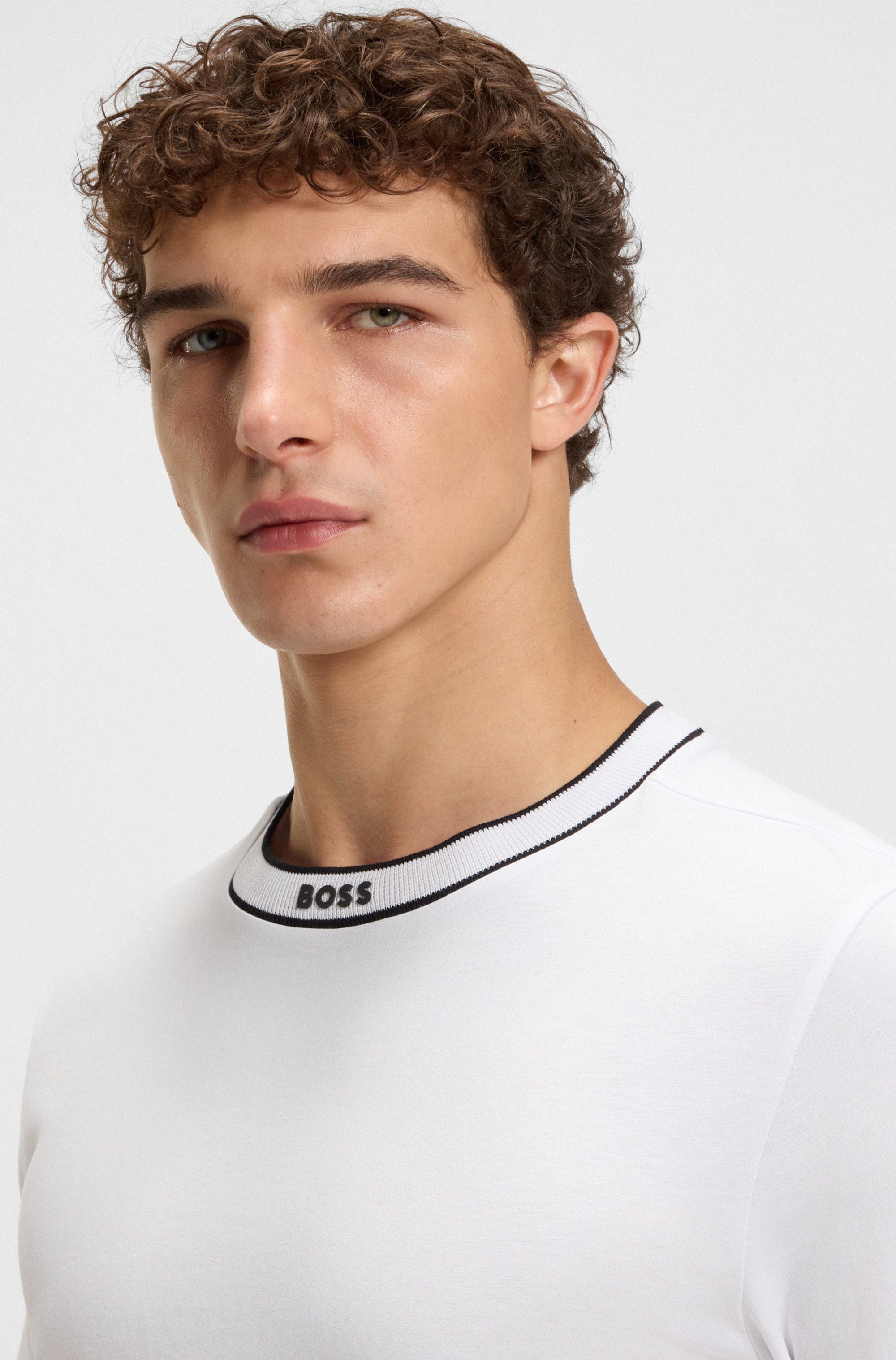 BOSS GREEN T-shirt Thee met streepdetail bij de hals