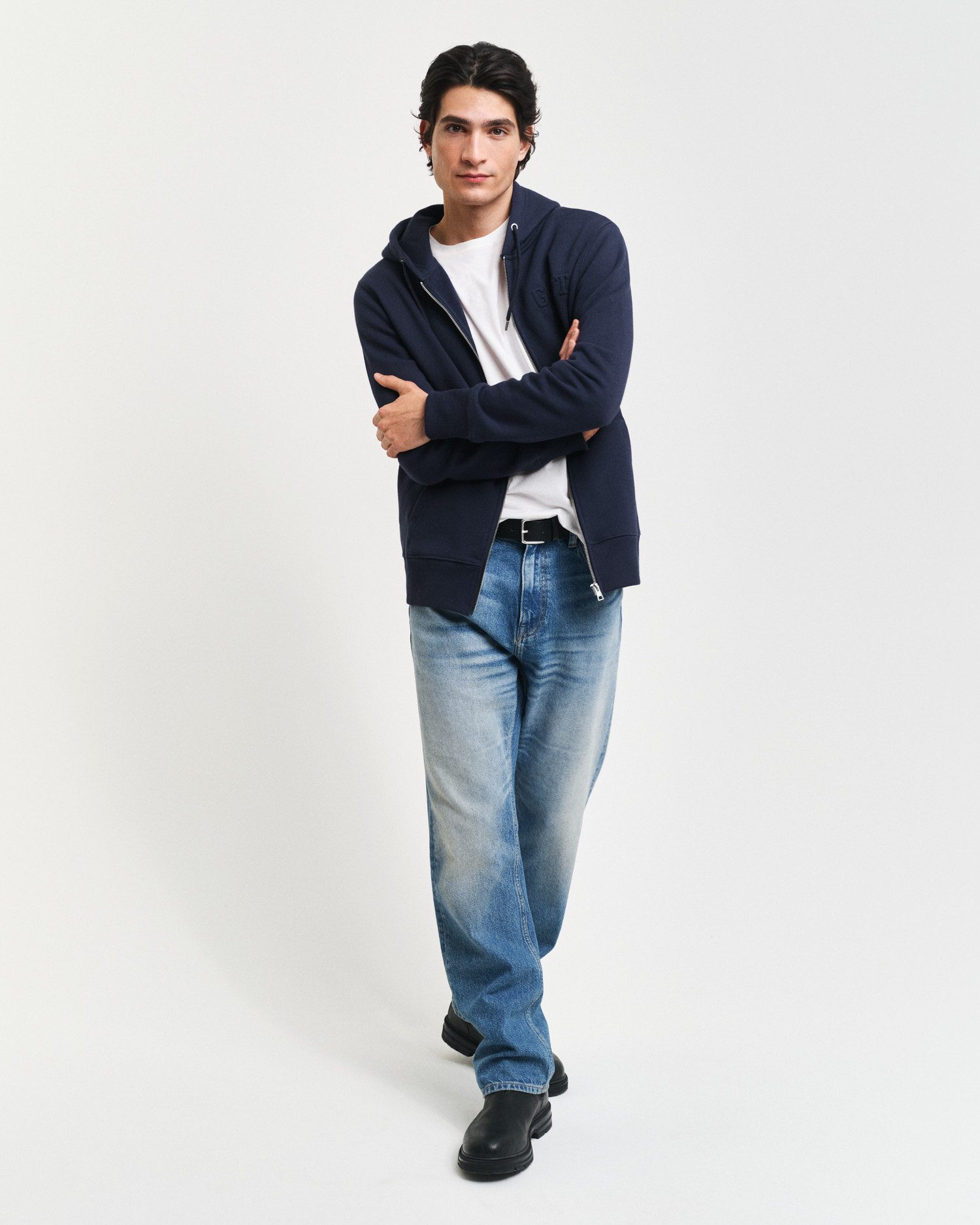 Gant Capuchonsweatvest EMBOSSED FULL-ZIP HOODIE een verheven -grafiekembossing op de borst