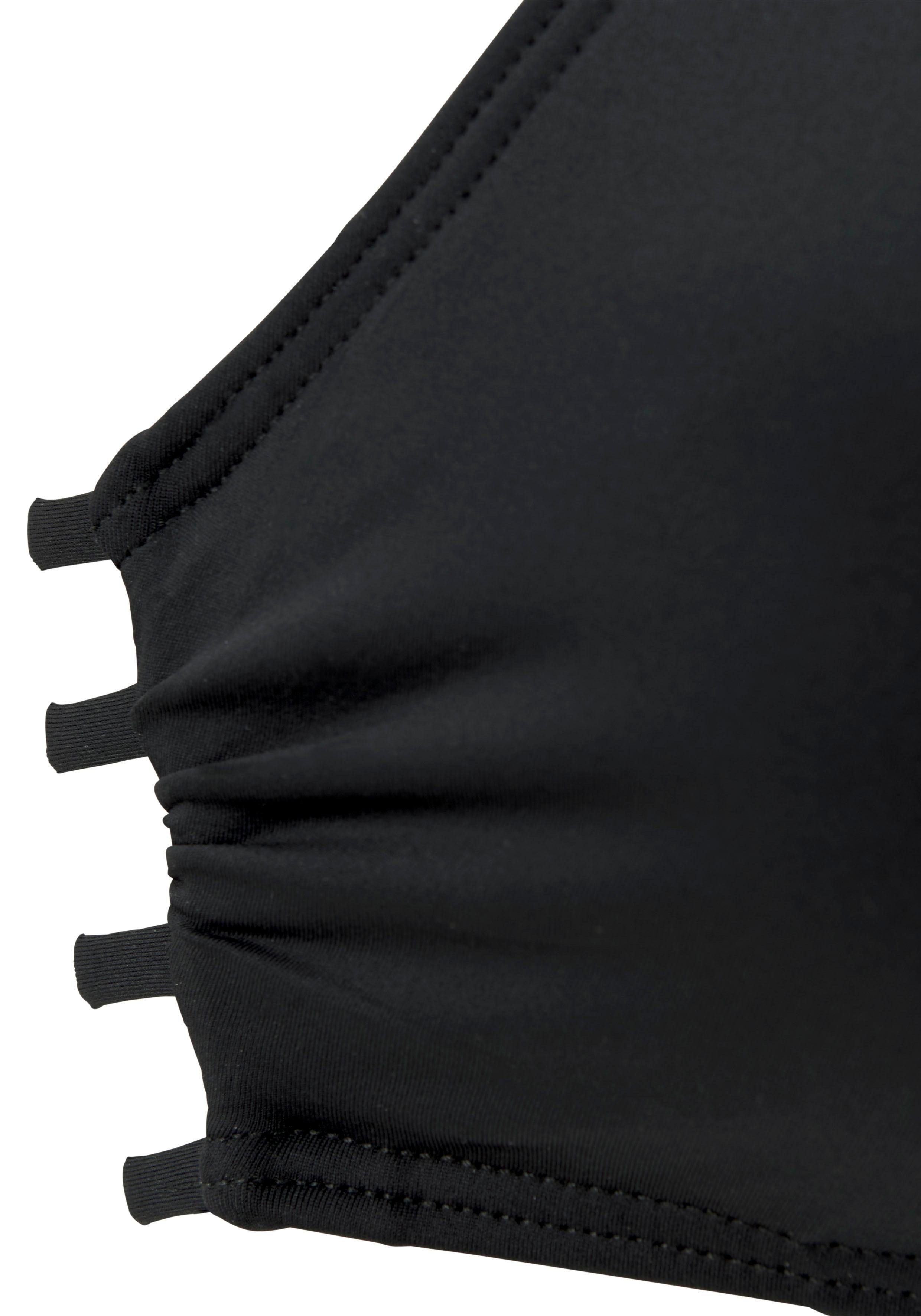 Bench. Triangel-bikinitop Perfect in uni-stijl